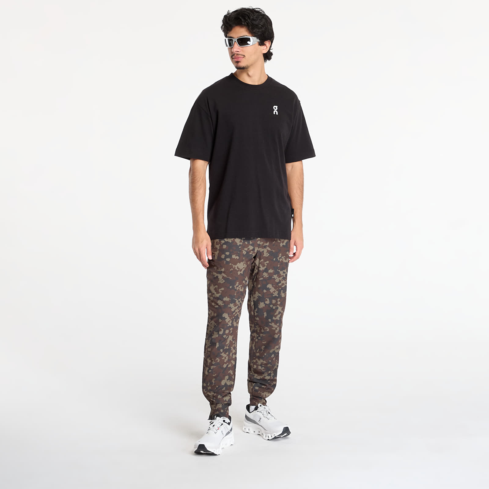 Men's T-shirts On Club-T Graphic Black/ Olive