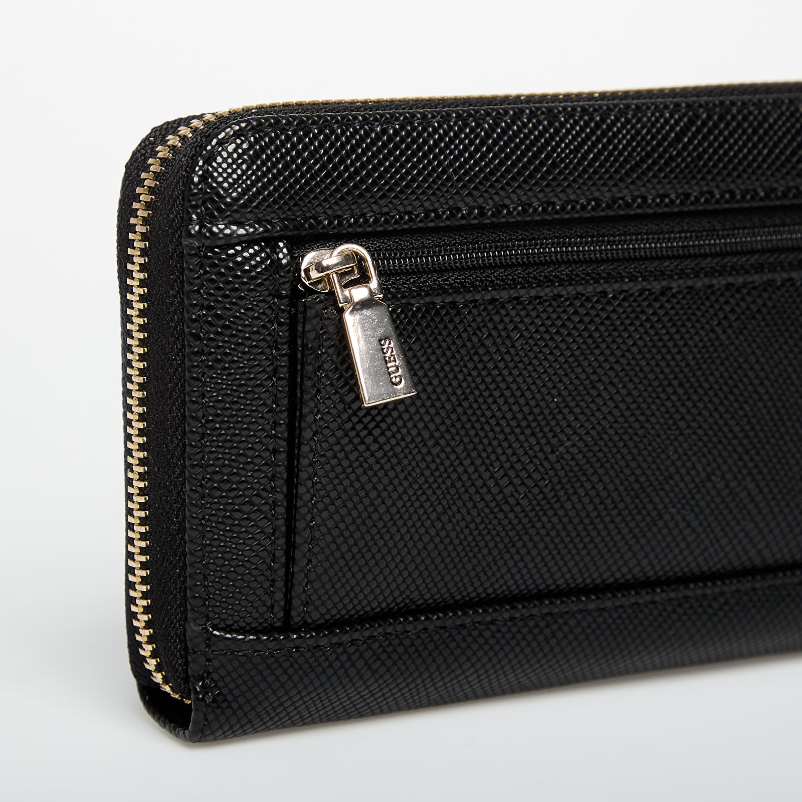 Πορτοφόλι GUESS Laurel II Slg Large Zip Around Black Universal