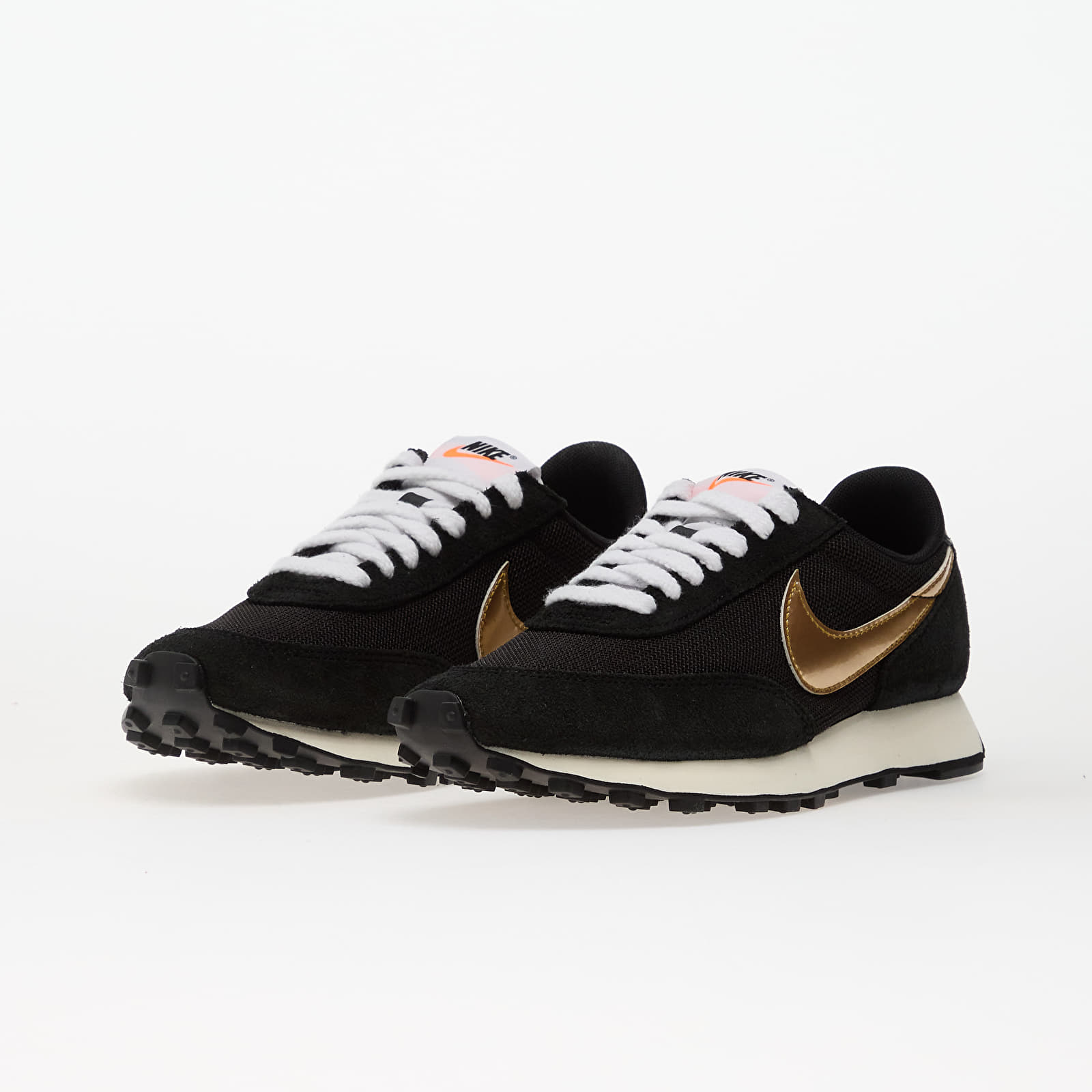 Cipők Nike Daybreak SP Black/ Metallic Gold-Black