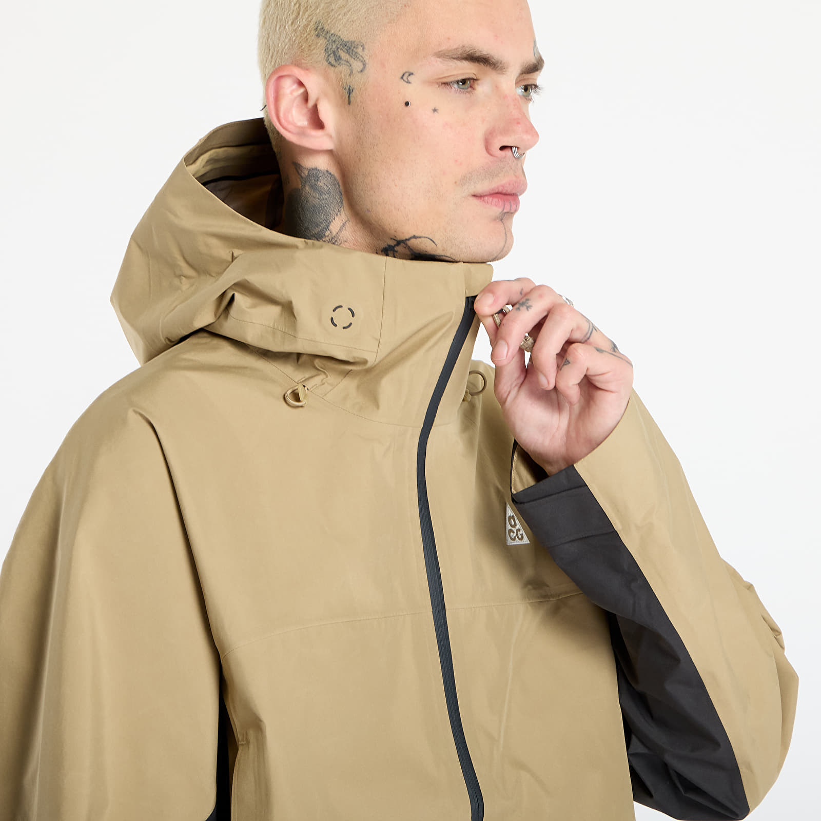 Vestes pour hommes Nike ACG "Misery Ridge" Storm-FIT ADV GORE-TEX Jacket Parachute Beige/ Anthracite/ Summit White