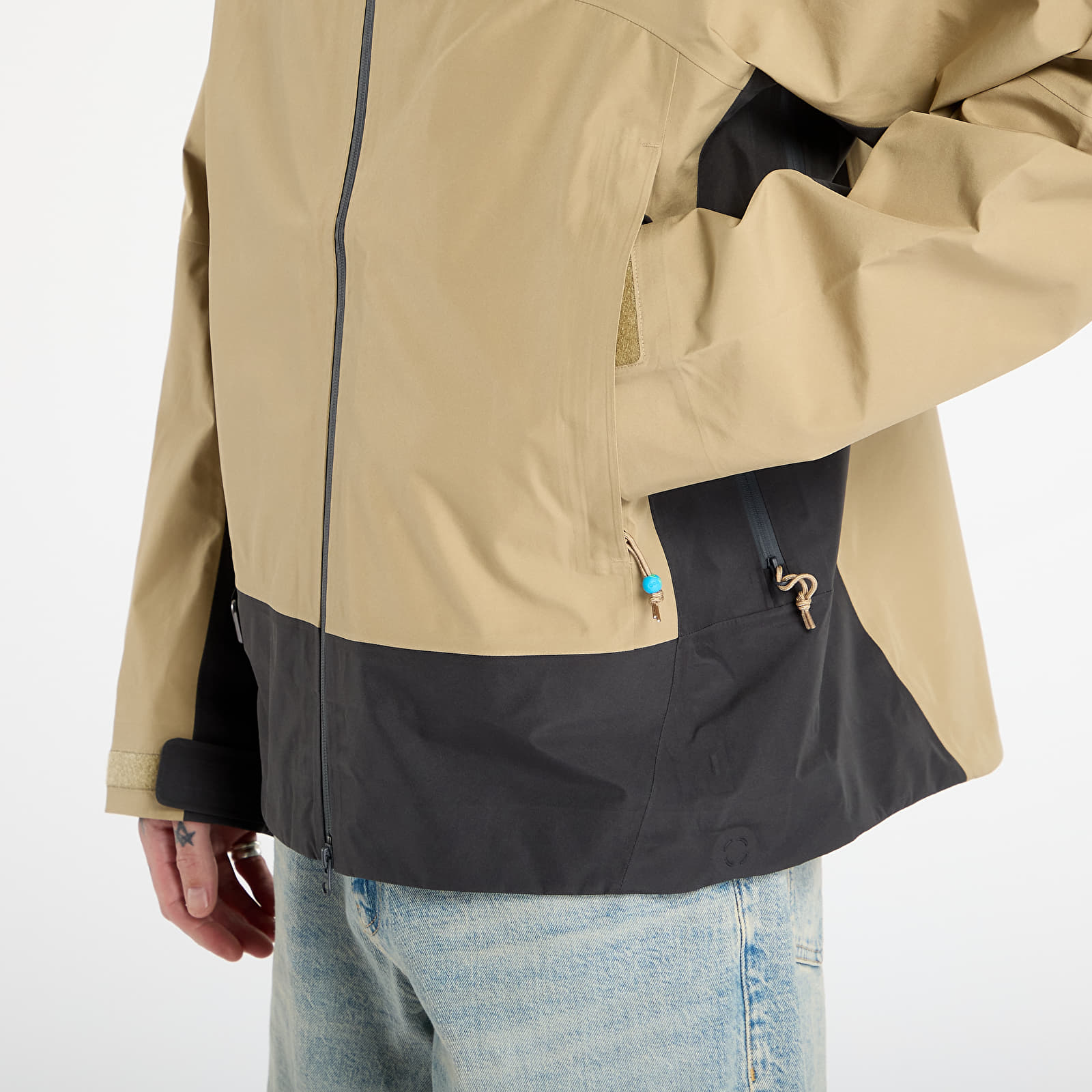 Men's jackets Nike ACG "Misery Ridge" Storm-FIT ADV GORE-TEX Jacket Parachute Beige/ Anthracite/ Summit White