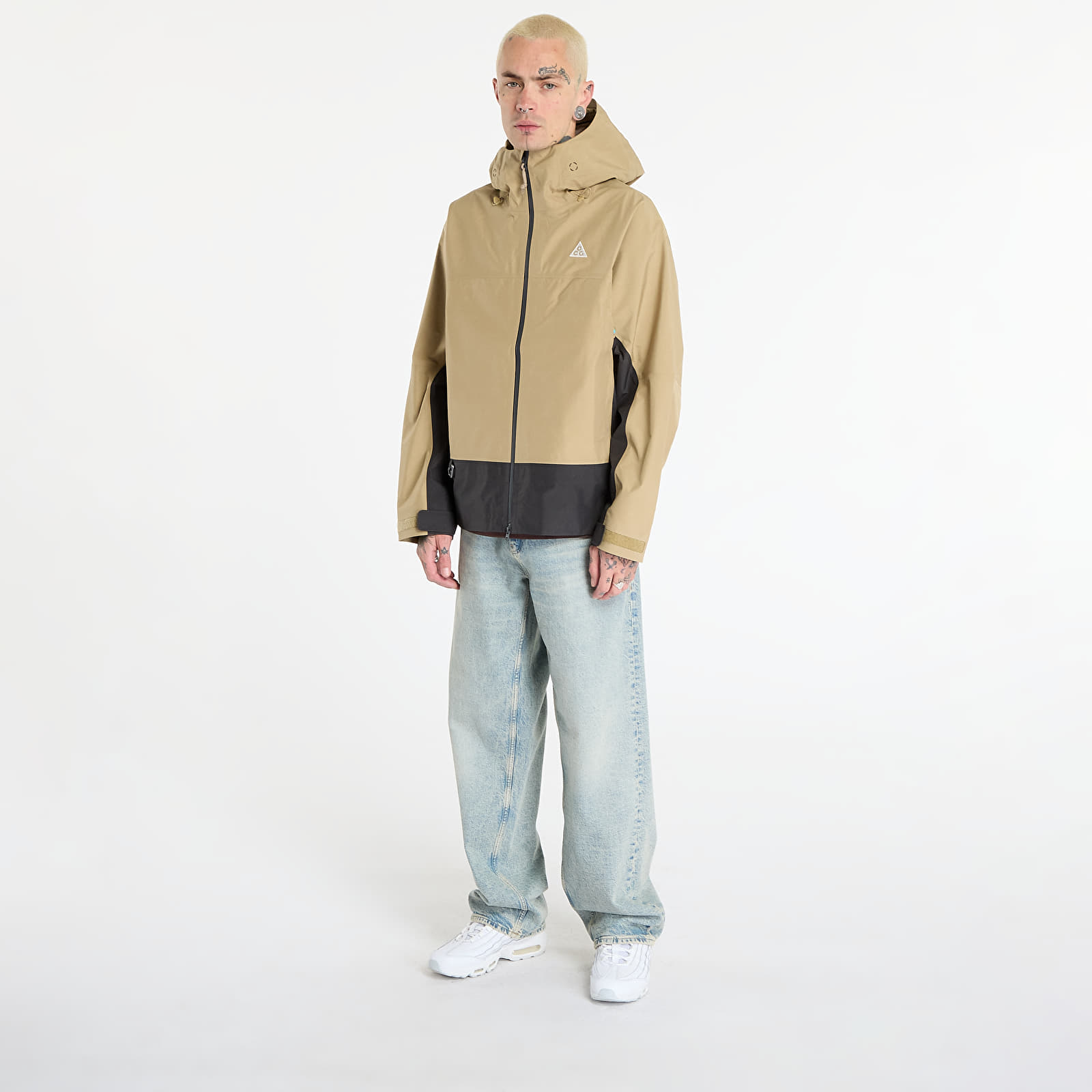 Men's jackets Nike ACG "Misery Ridge" Storm-FIT ADV GORE-TEX Jacket Parachute Beige/ Anthracite/ Summit White