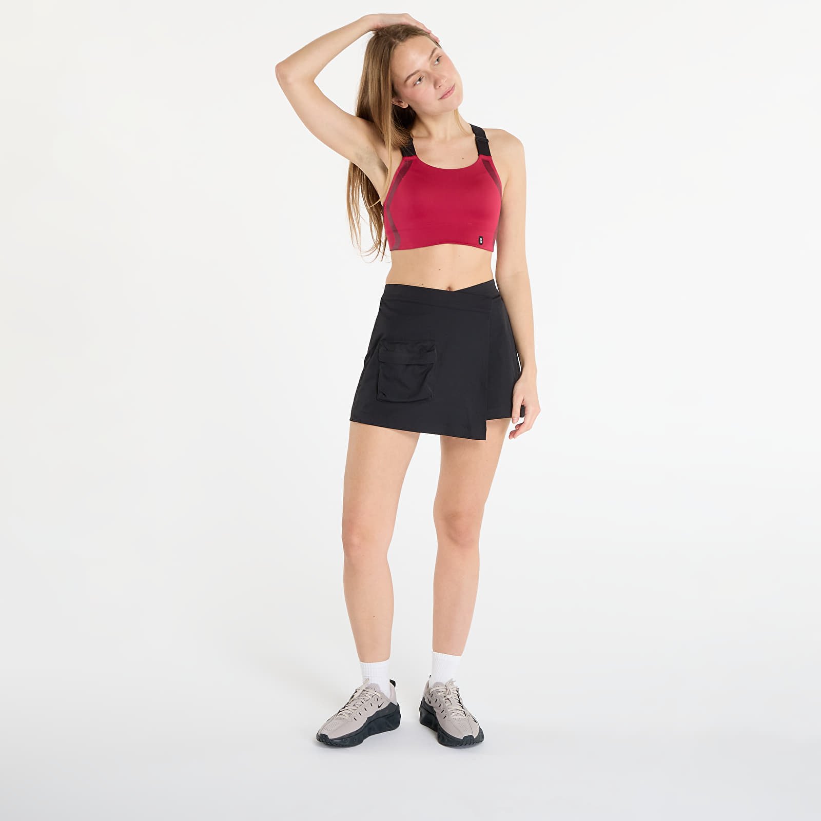 Moteriškos liemenėlės On Performance Flex Bra Grenadine/ Black