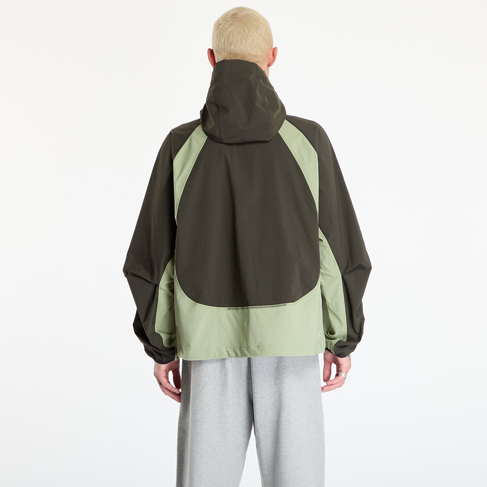 Moške jakne Nike Tech Men's Dri-FIT Woven Color-Block Windrunner Loose Jacket Sequoia/ Oil Green/ Black