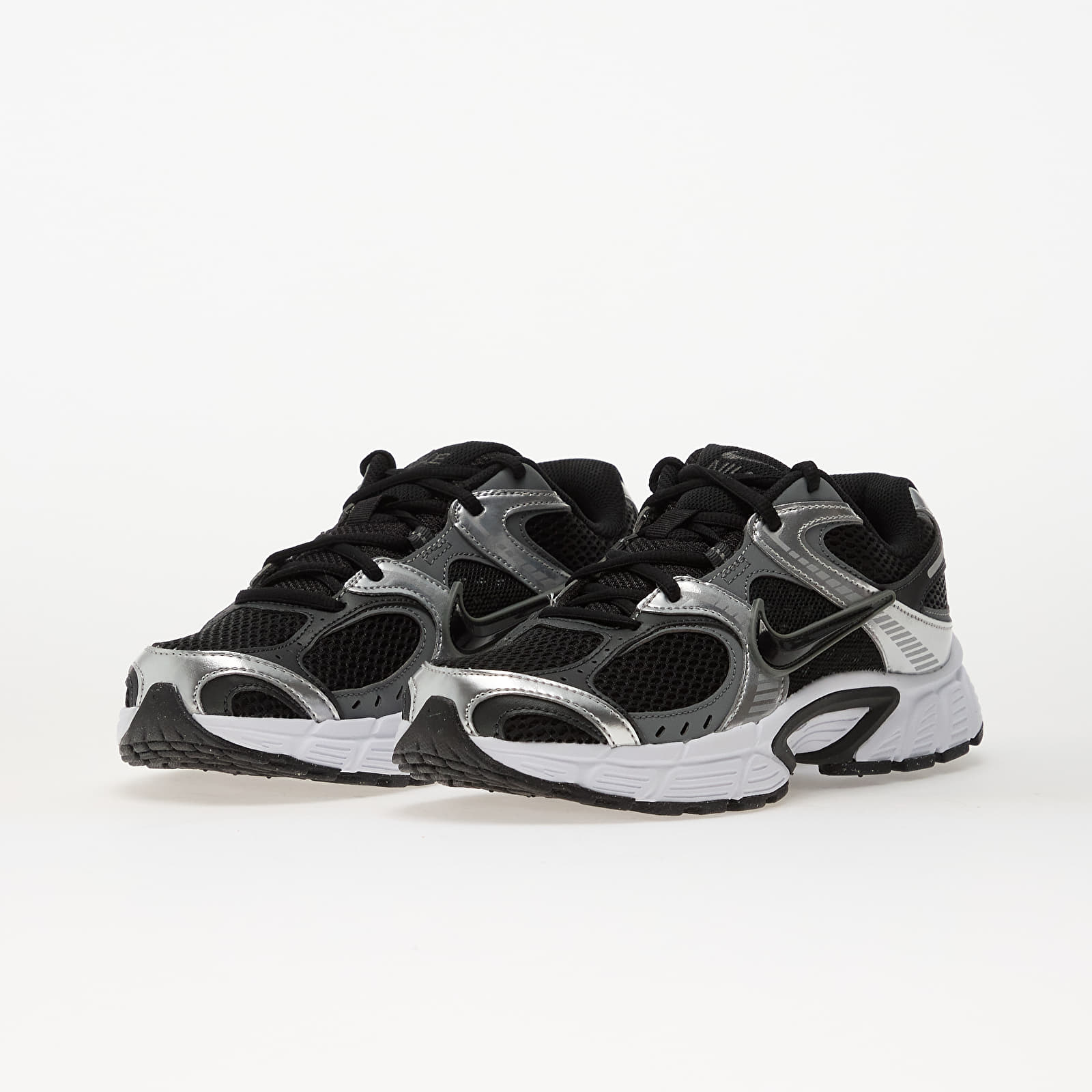 Pánske tenisky a topánky Nike V5 Rnr Black/ Black-Anthracite-Smoke Grey