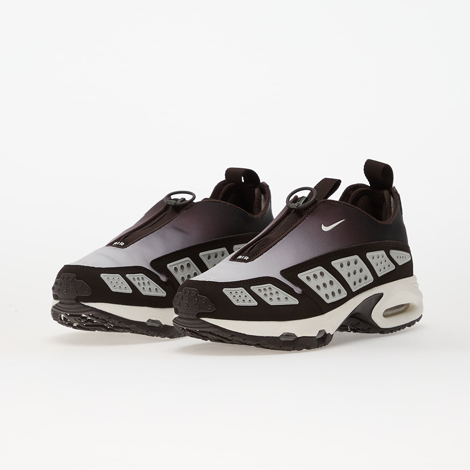 Dámske topánky a tenisky Nike Air Max Sndr Velvet Brown/ Sail-Light Bone-Cave Stone