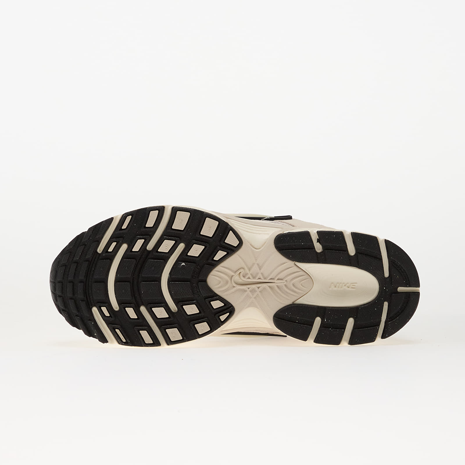 Women's sneakers and shoes Nike V5 Rnr Lt Orewood Brn/ Pale Ivory-Black