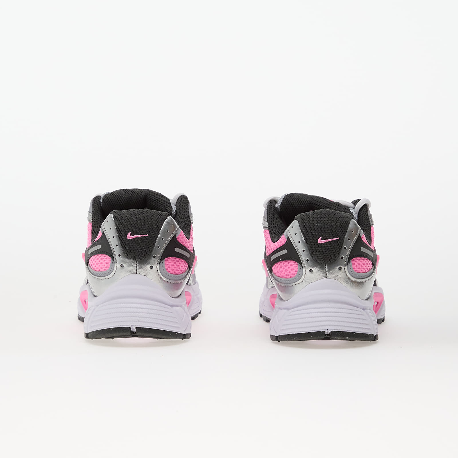 Women's sneakers and shoes Nike W V5 Rnr Pink Spell/ Black-Anthracite-Wolf Grey-Mtlc Silver-White
