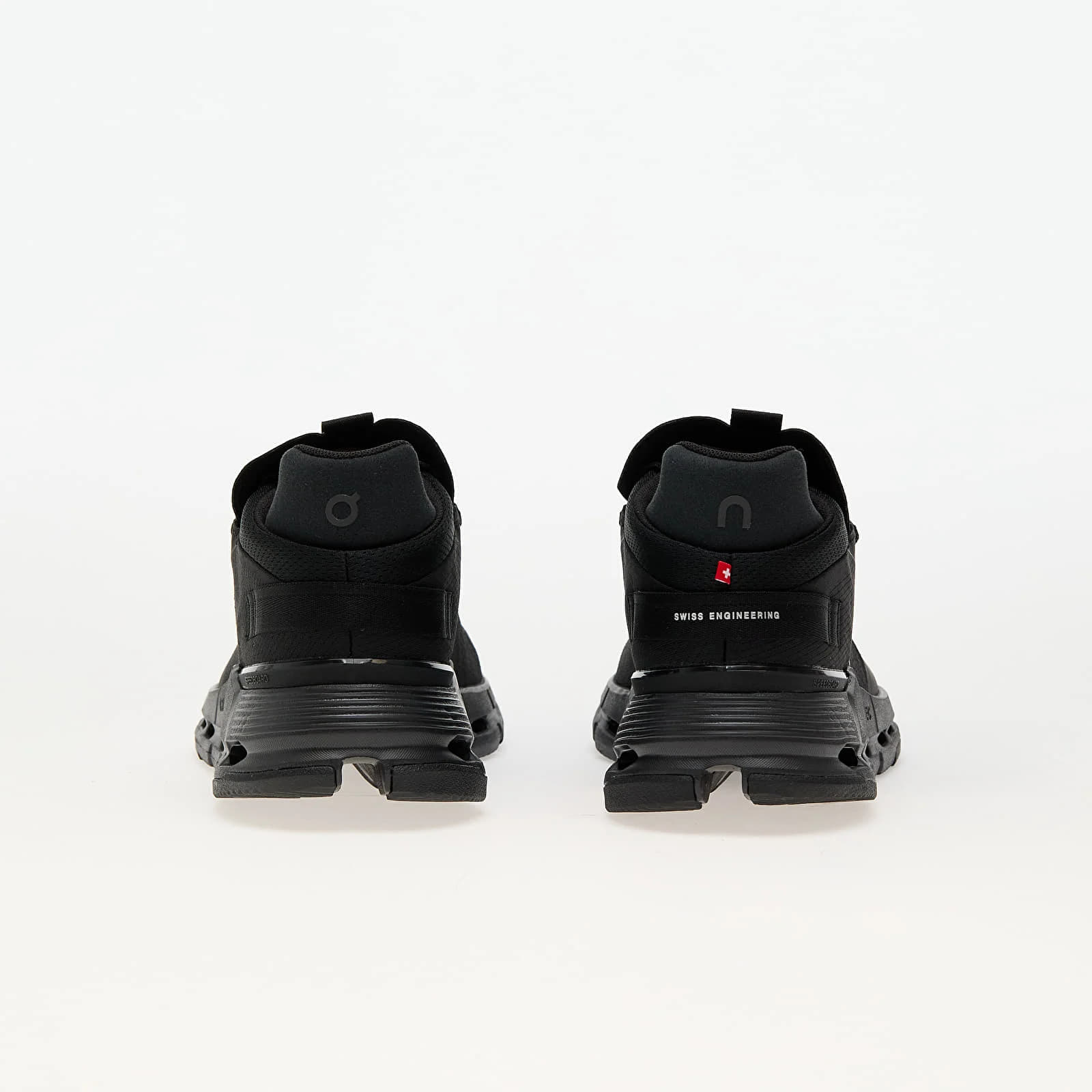Sieviešu kedas un apavi On W Cloudnova 2 All Black