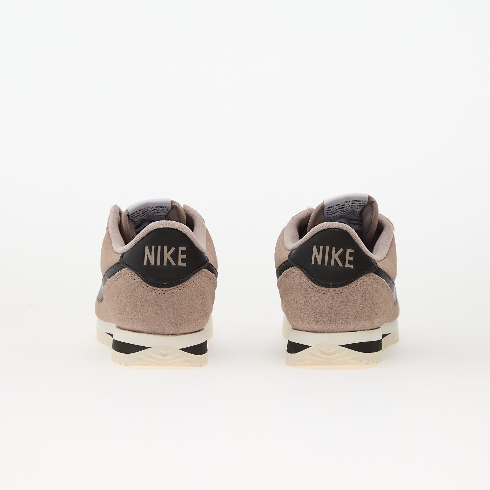 Sneakers och skor för kvinnor Nike Cortez Malt/ Black-Sail