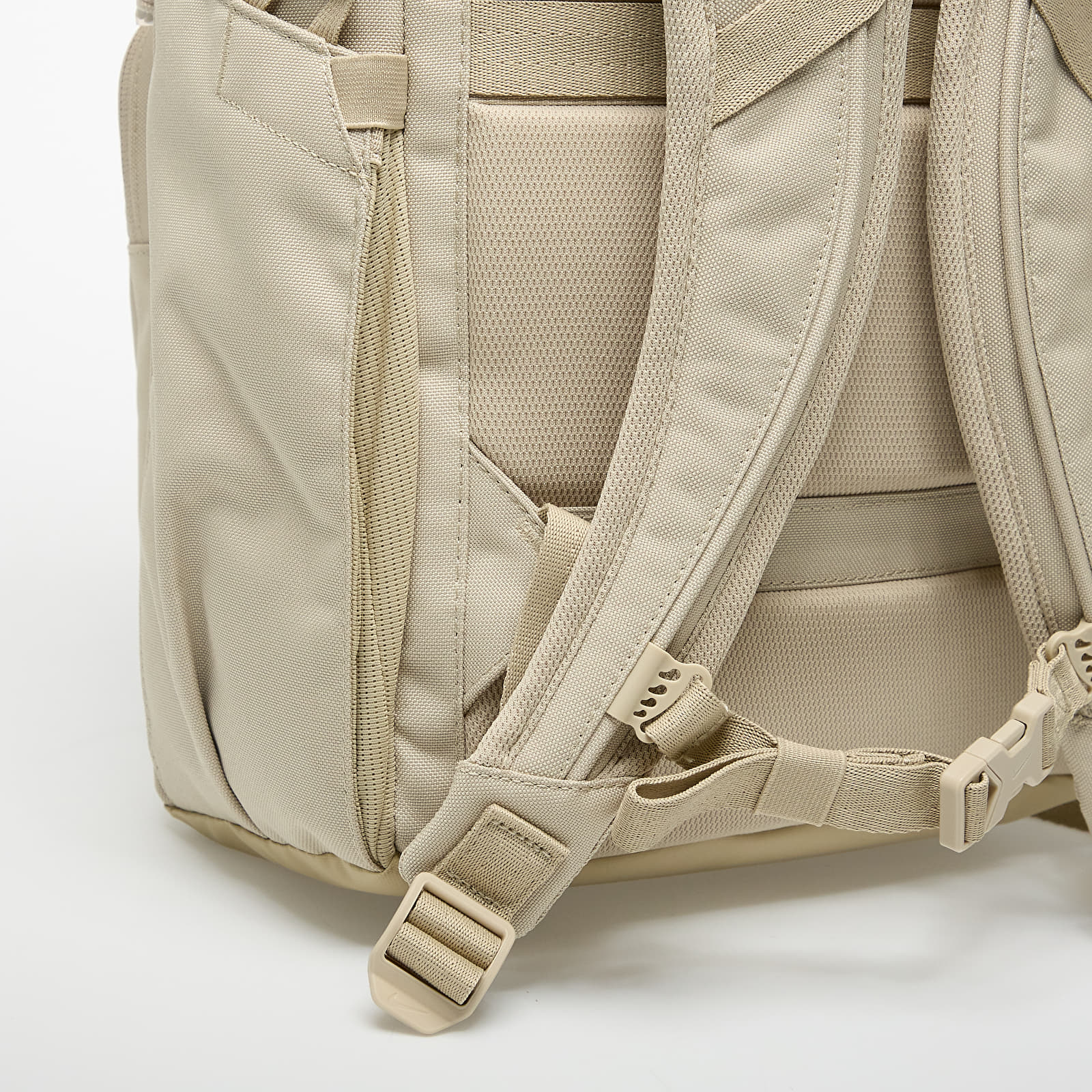 Men's backpacks Nike Utility Speed 2.0 Backpack (27L) Desert Khaki/ Desert Khaki/ Black