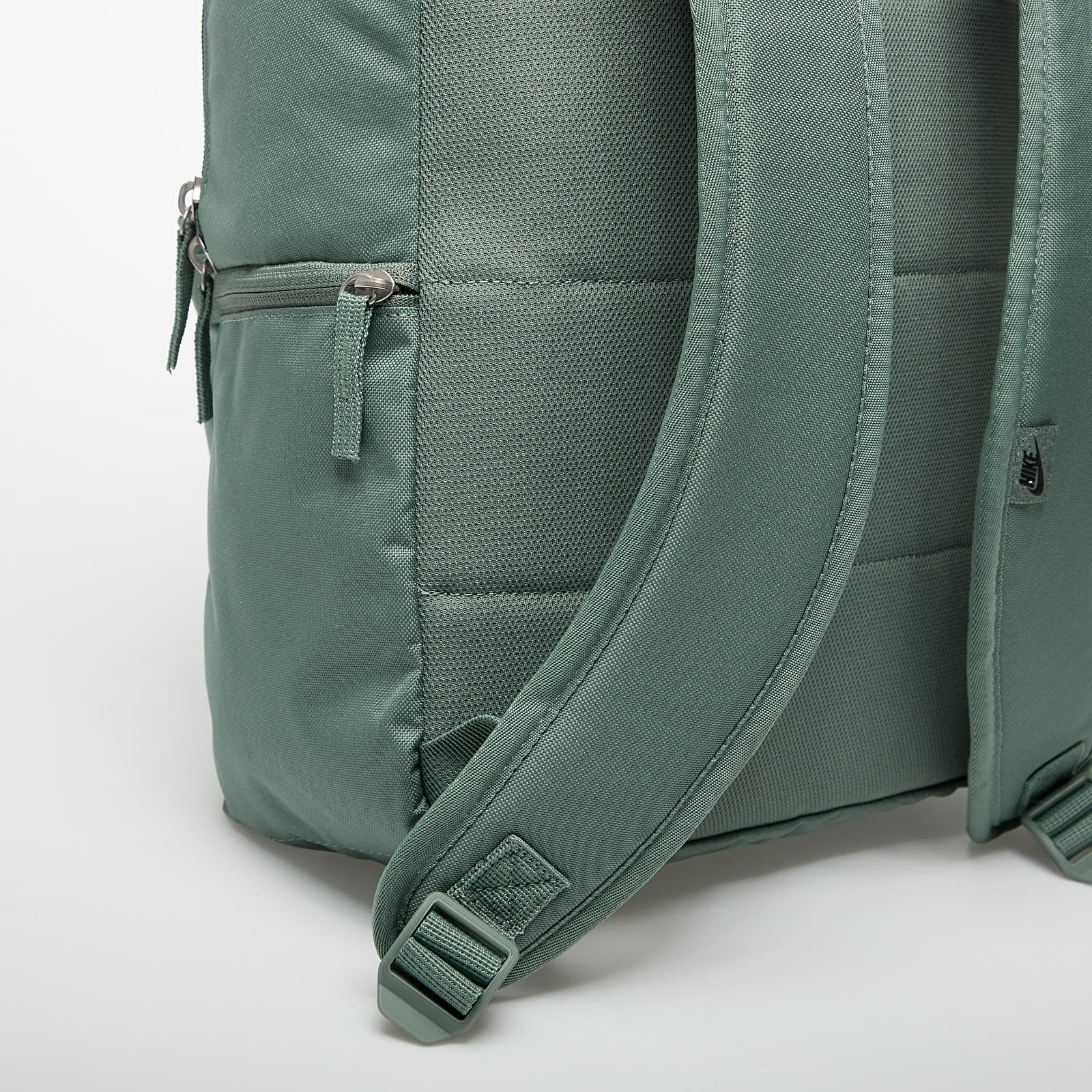 Men's backpacks Nike Heritage Backpack (25L) Clay Green/ Clay Green/ Black