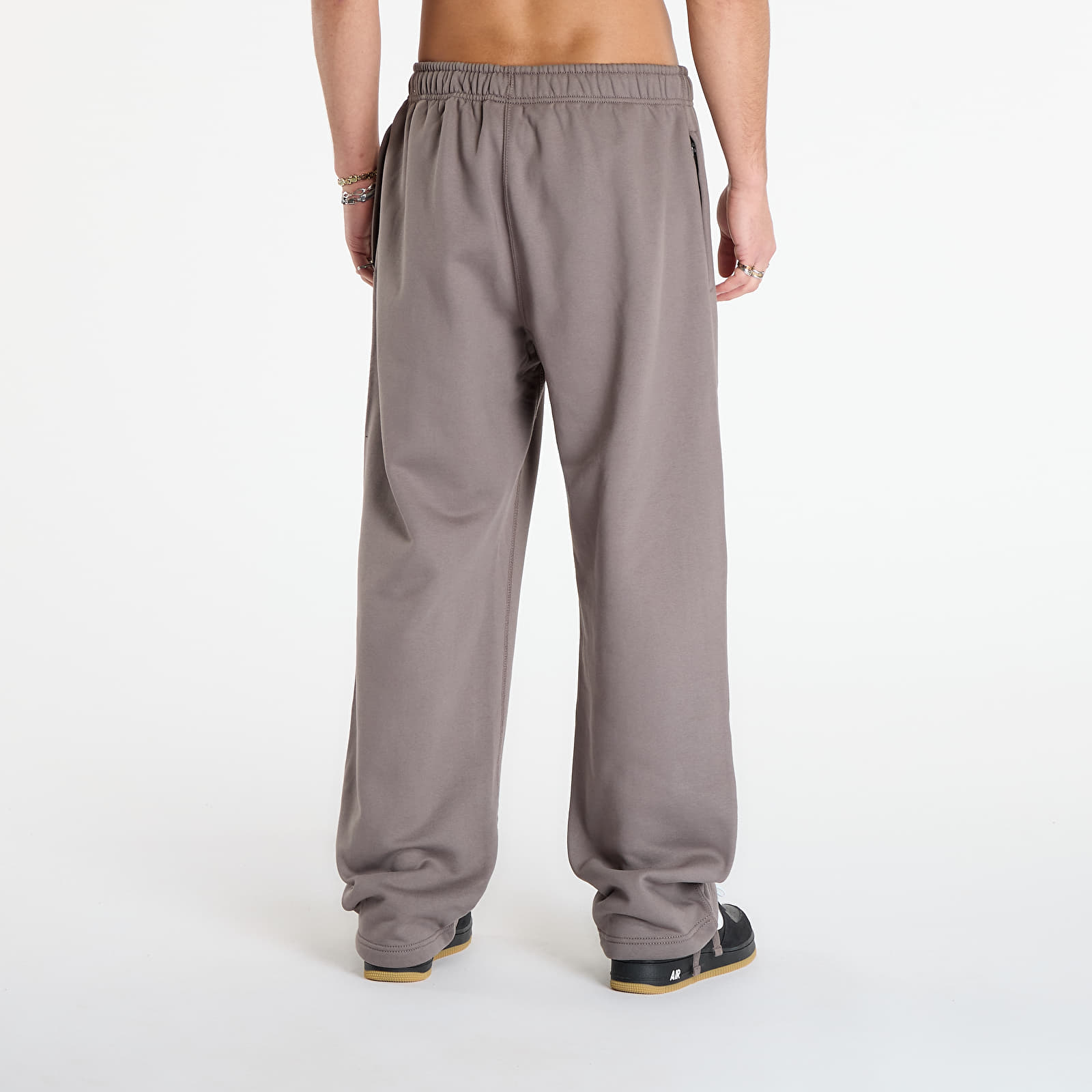 Мъжки спортни панталони Nike Solo Swoosh Men's Fleece Open-Hem Pants Cave Stone/ Cave Stone/ White