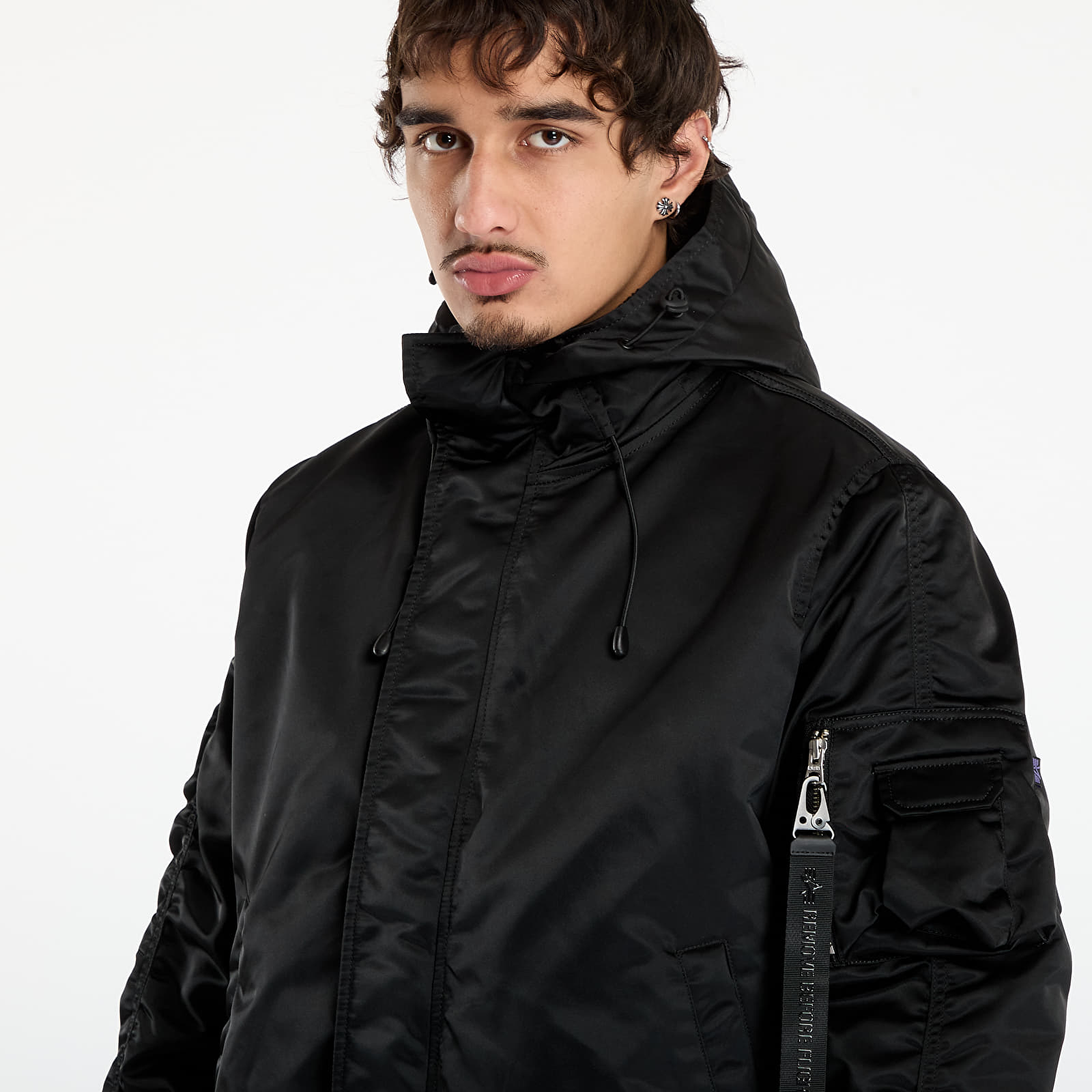 Miesten takit Alpha Industries N-2B Base Black