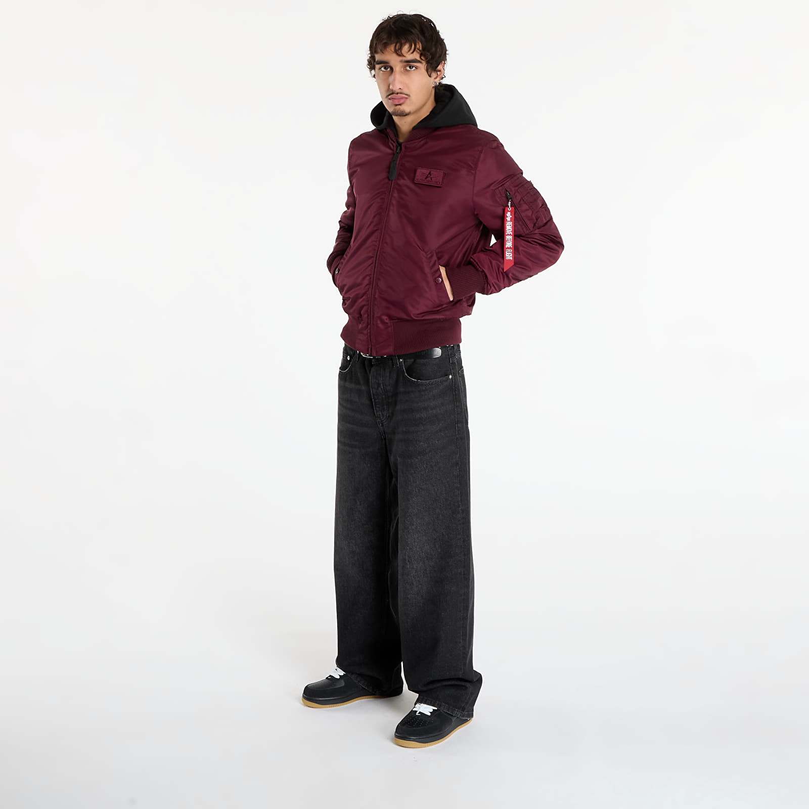 Miesten takit Alpha Industries MA-1 Zip Hood Backprint Dark Cherry