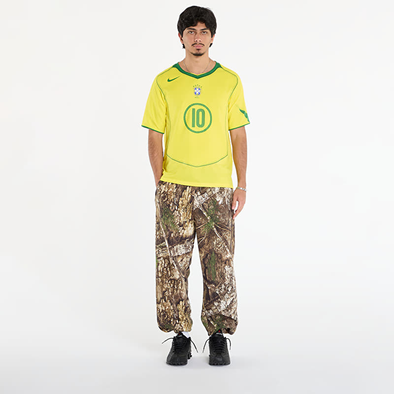 Nike Men's Ronaldinho Brazil 2004 Total 90 Reissue Soccer Replica
