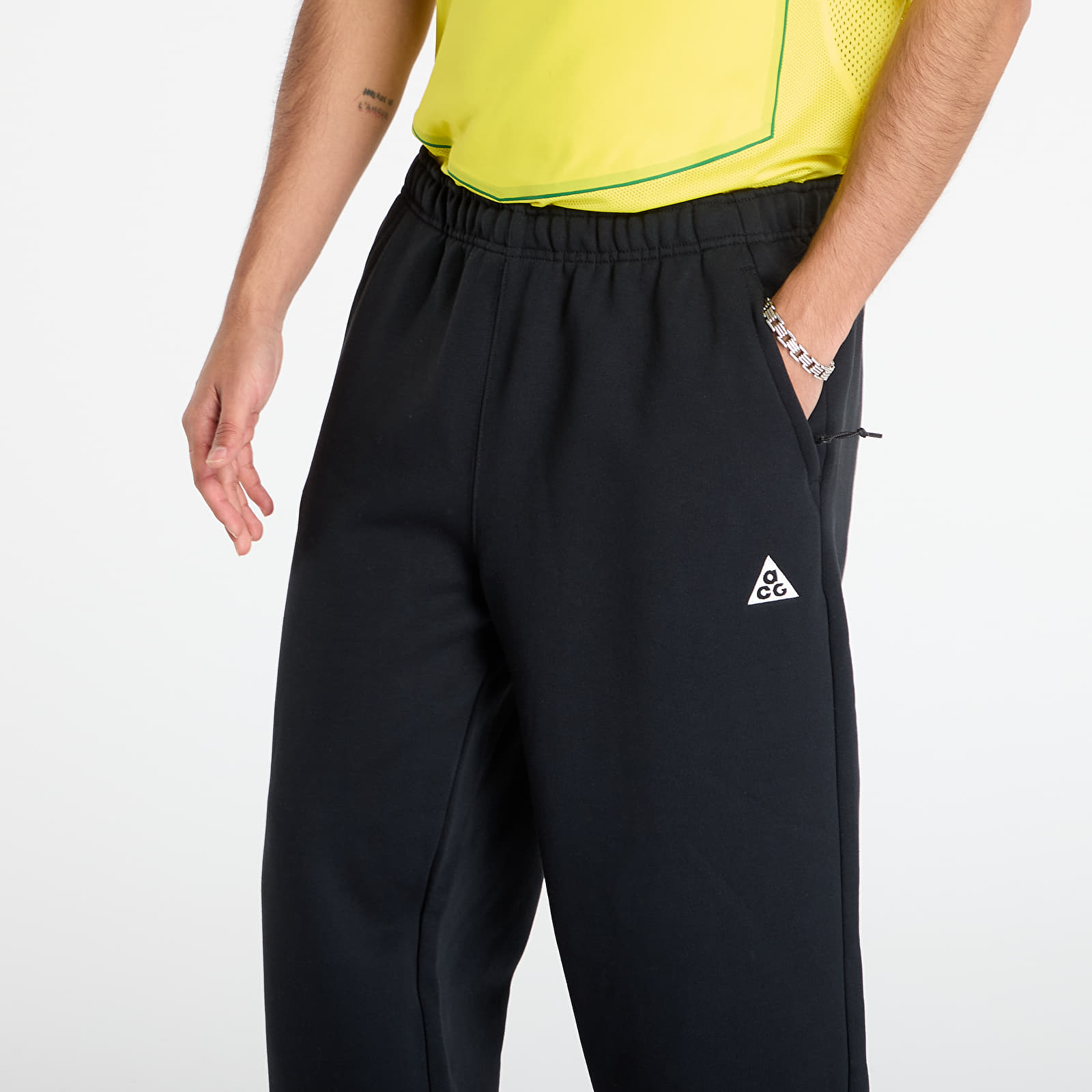 Férfi nadrágok Nike ACG "Tuff Fleece" Pants Black/ Summit White