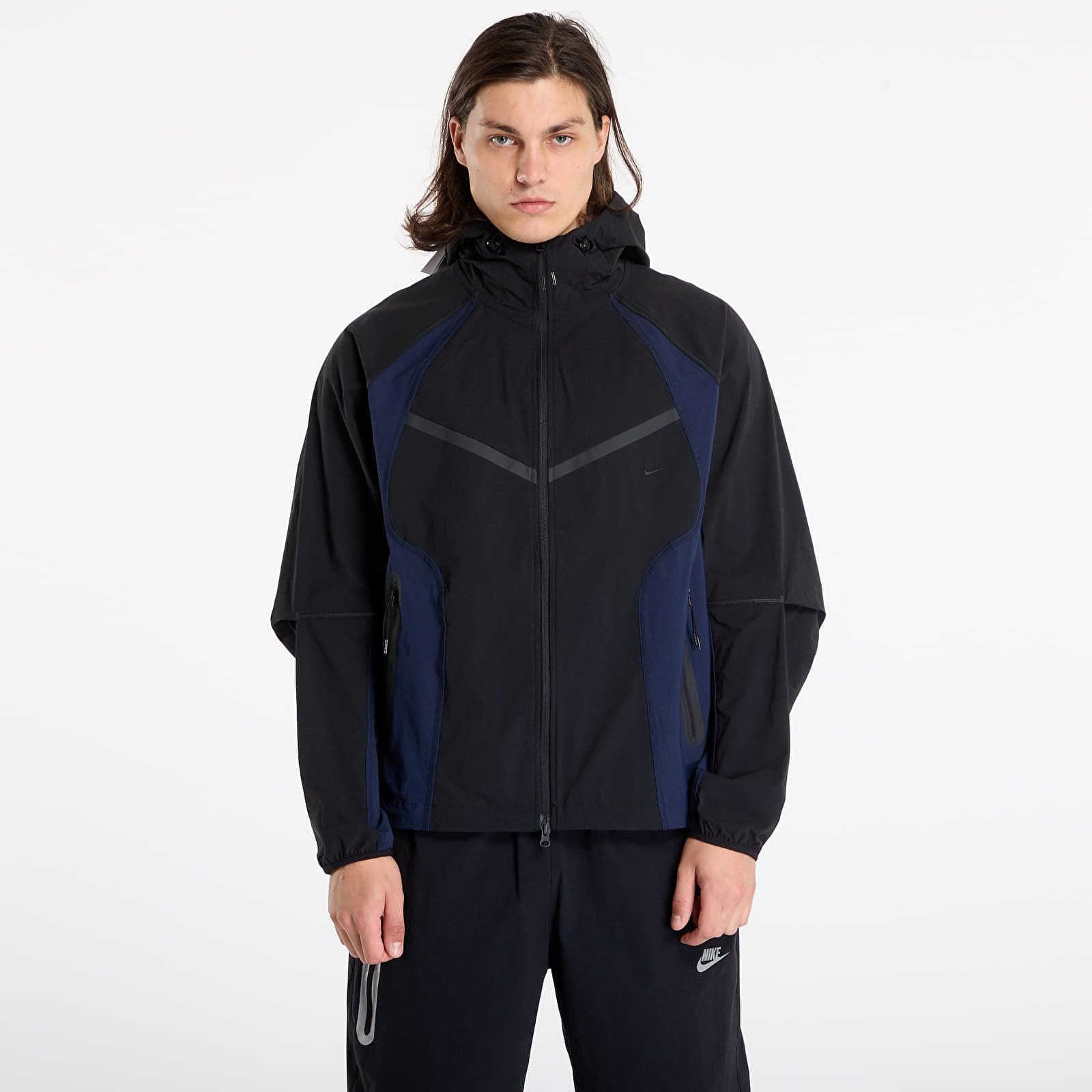 Giacche da uomo Nike Tech Men's Dri-FIT Woven Color-Block Windrunner Loose Jacket Black/ Obsidian/ Black