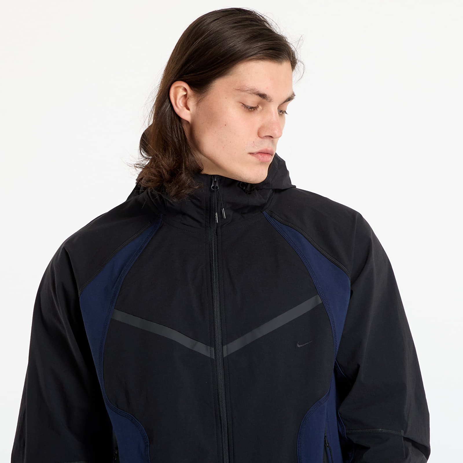 Giacche da uomo Nike Tech Men's Dri-FIT Woven Color-Block Windrunner Loose Jacket Black/ Obsidian/ Black