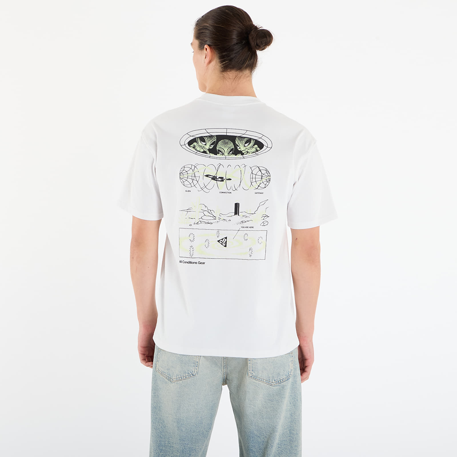 Vyriški marškinėliai Nike M ACG T-Shirt Mystery Lights Summit White