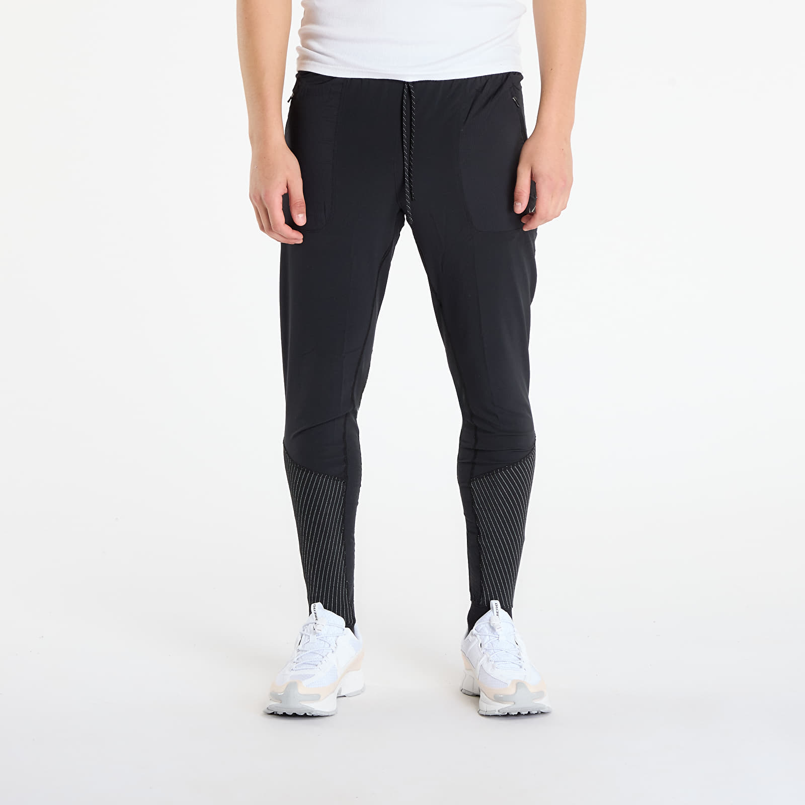 Byxor för män Nike Men's Dri-FIT Running Pants with Reflective Accents Black/ Reflective Silv