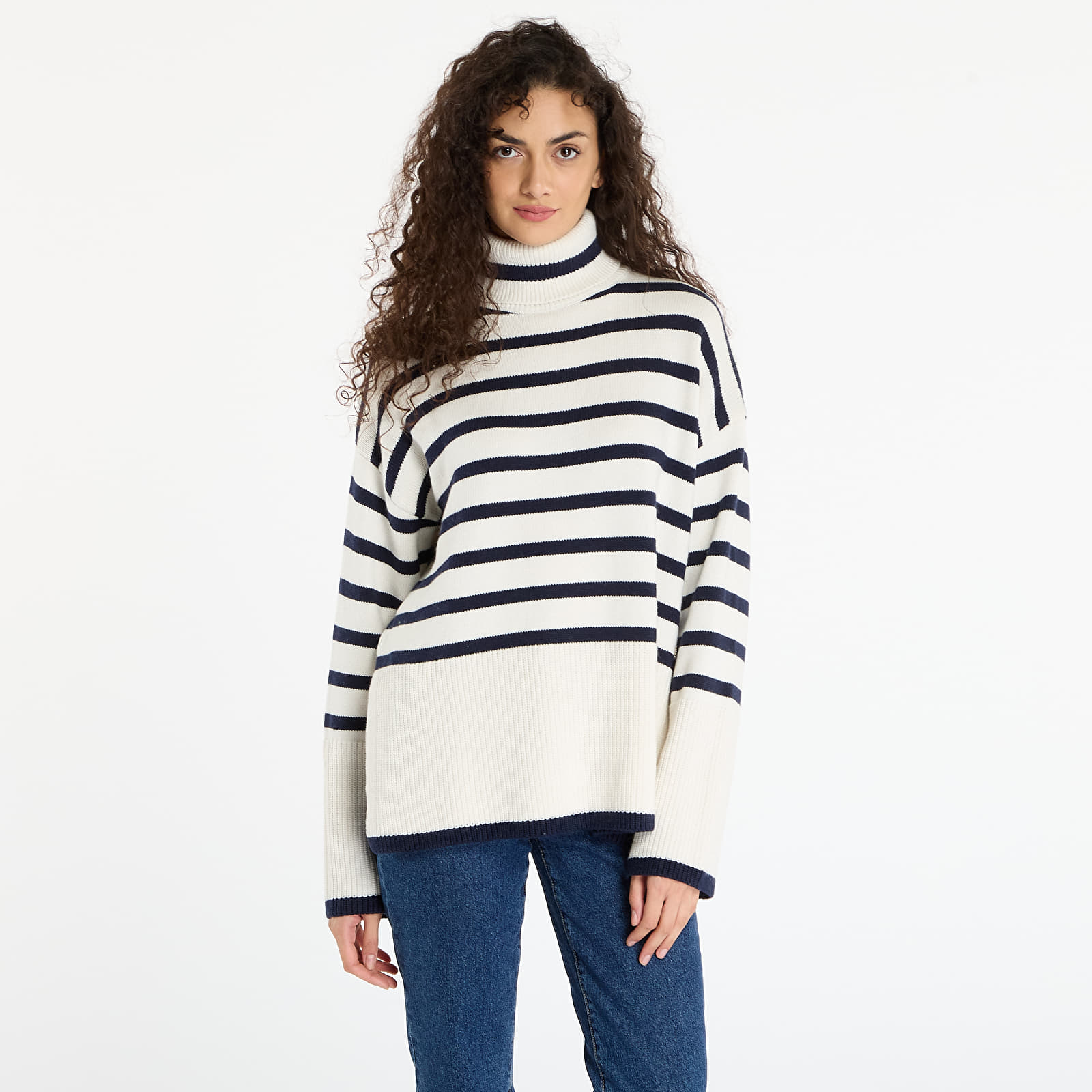 Sweatshirts für Frauen GUESS Ls Tn Emelia Sweater White
