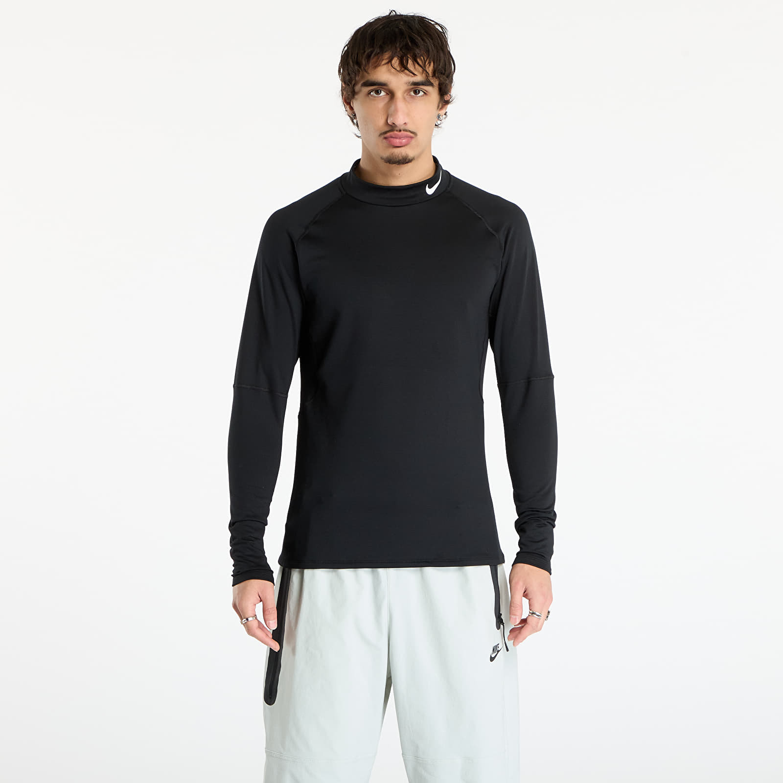 Tricouri bărbați Nike Pro Men's Dri-FIT Warm Long-Sleeve Fitness Mock Black/ White