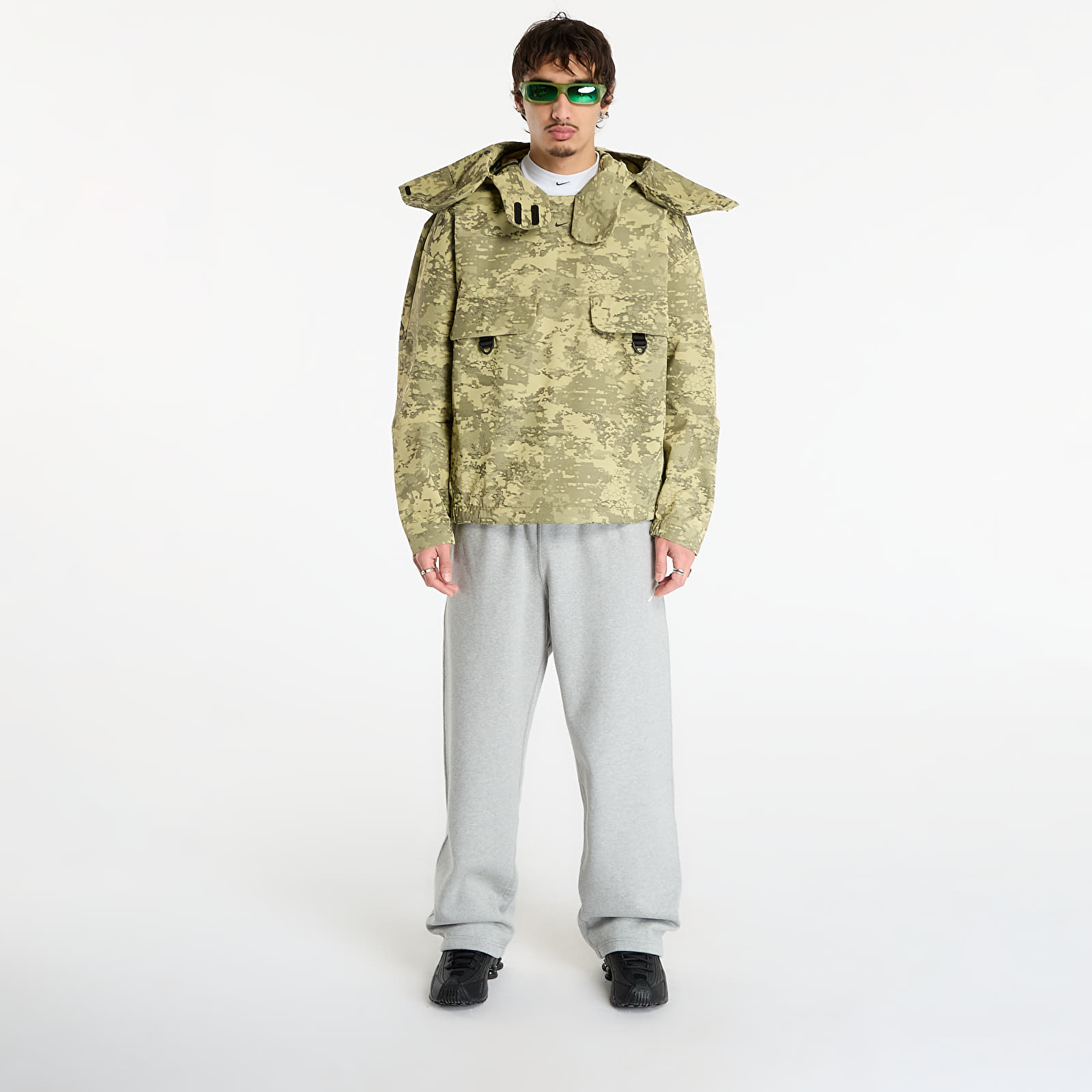 Pánské bundy Nike Tech Men's Woven CORDURA® Jacket Neutral Olive/ Black