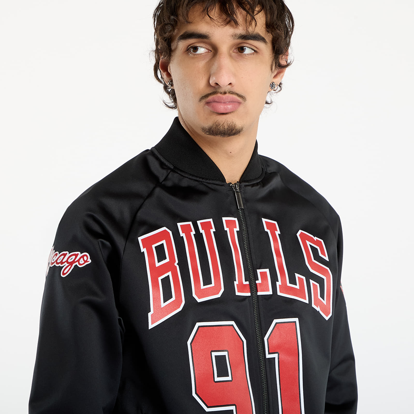 Muške jakne Mitchell & Ness NBA Maxxed Out Satin Jacket Bulls Dennis Rodman Black