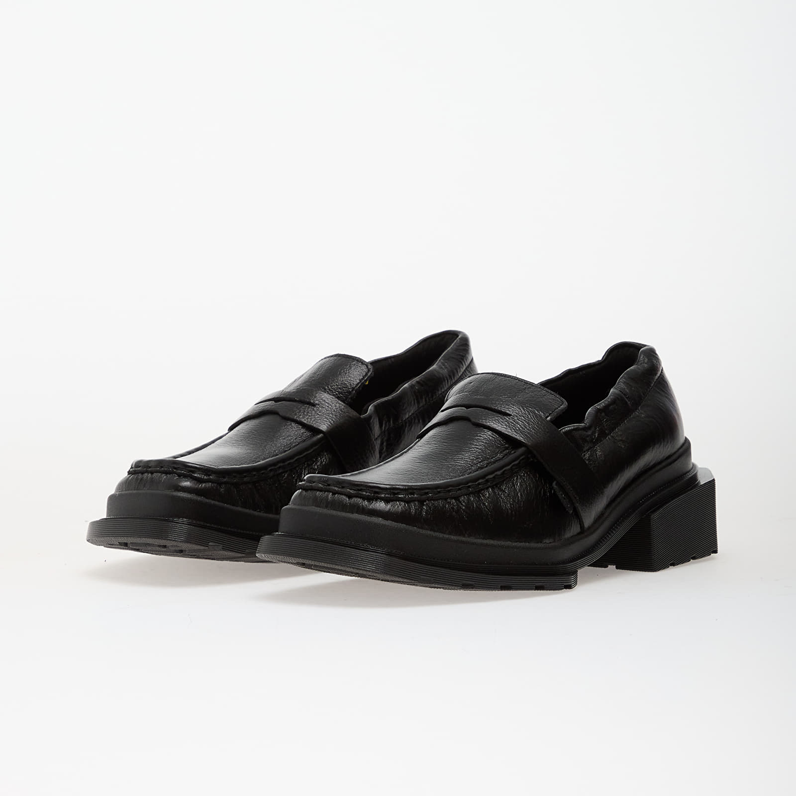 Sneakers und Schuhe für Frauen Dr. Martens Maybole Loafer Black