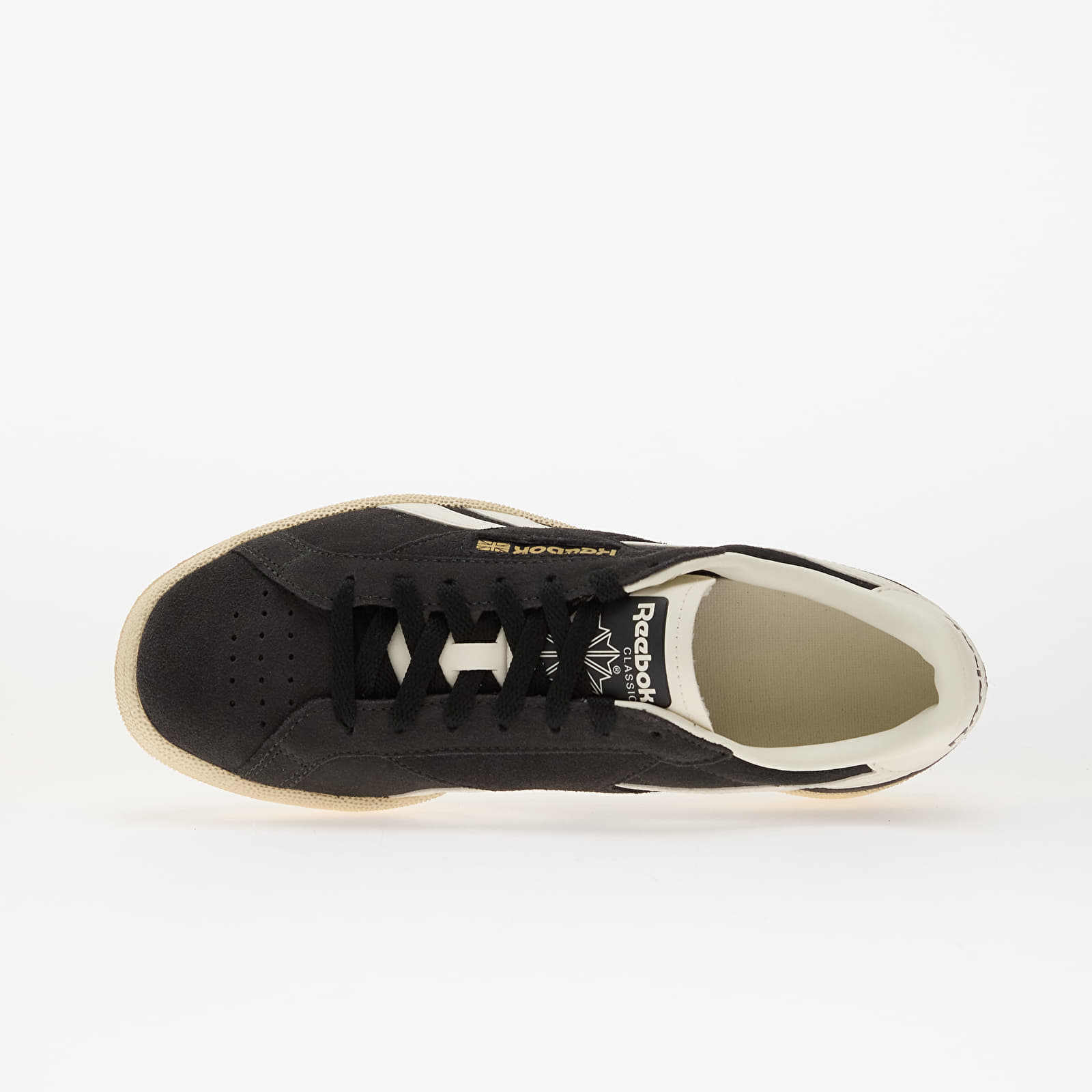 Men's sneakers and shoes Reebok x Grounds Uk Club C Washedblack/ Paperwhite/ Chalk