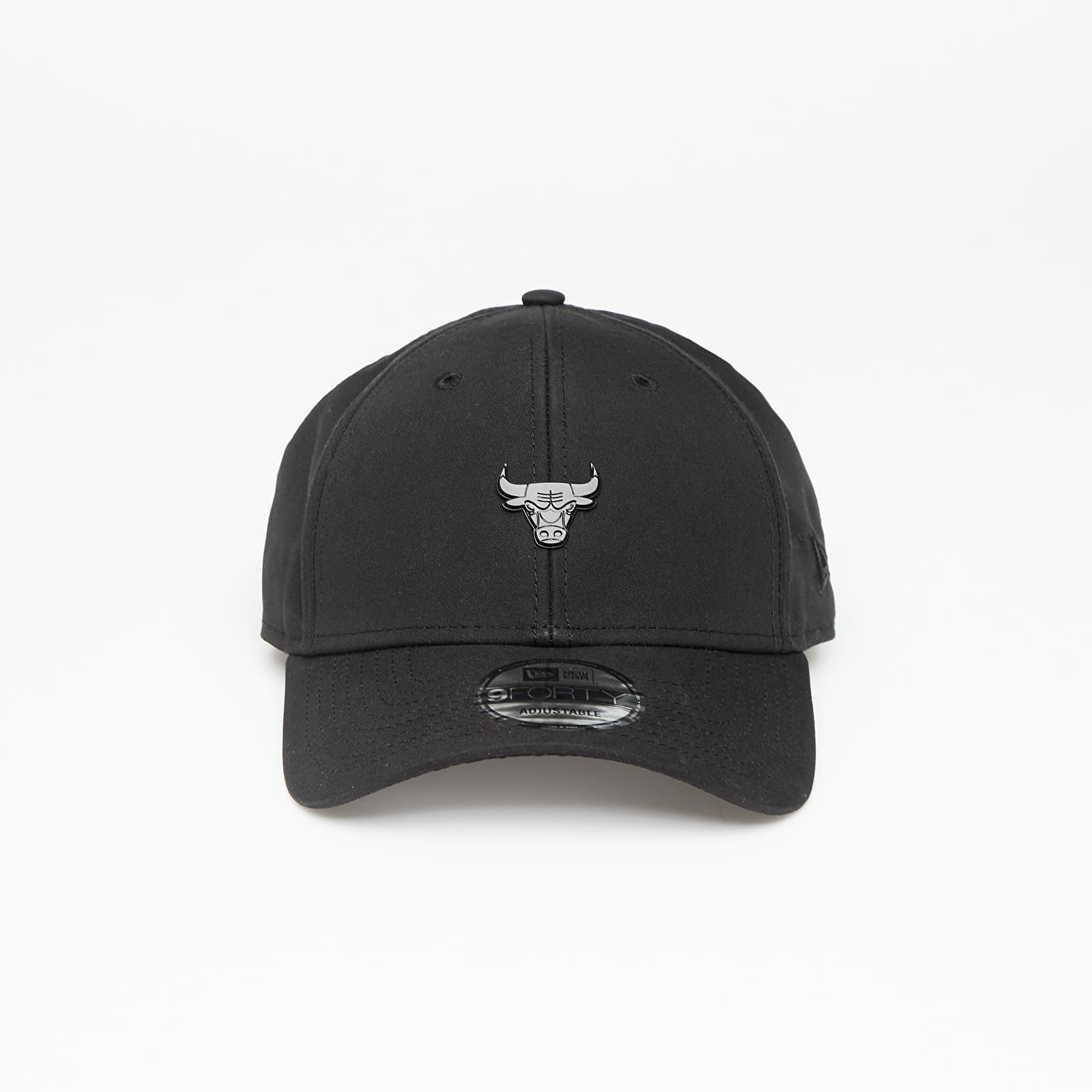Capac New Era Chicago Bulls NBA Pin 9FORTY Adjustable Cap Black/ Black Universal