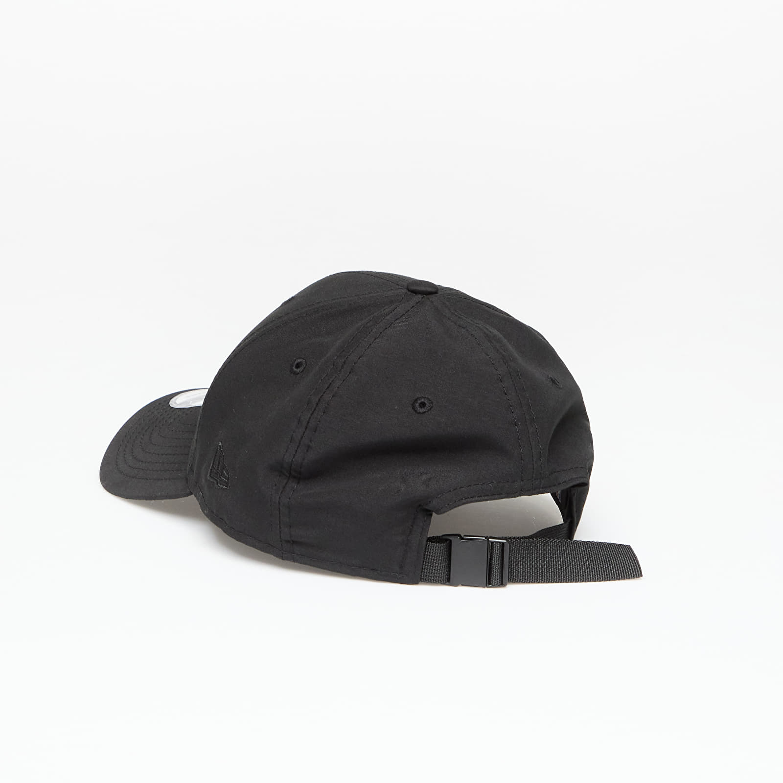Mützen für Männer New Era Chicago Bulls NBA Pin 9FORTY Adjustable Cap Black/ Black