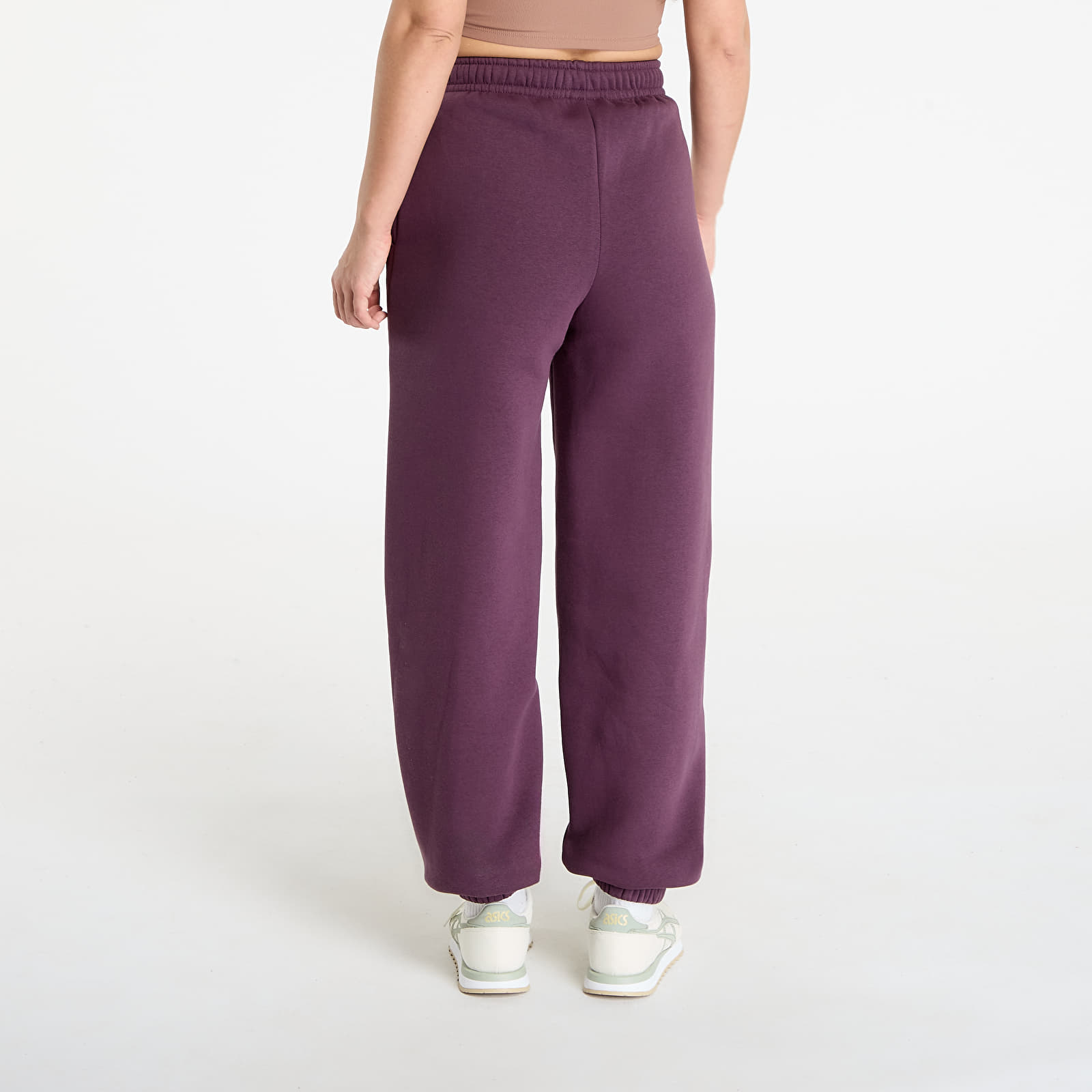 Siltās bikses Urban Classics Ladies Fluffy Sweatpants Plum Purple