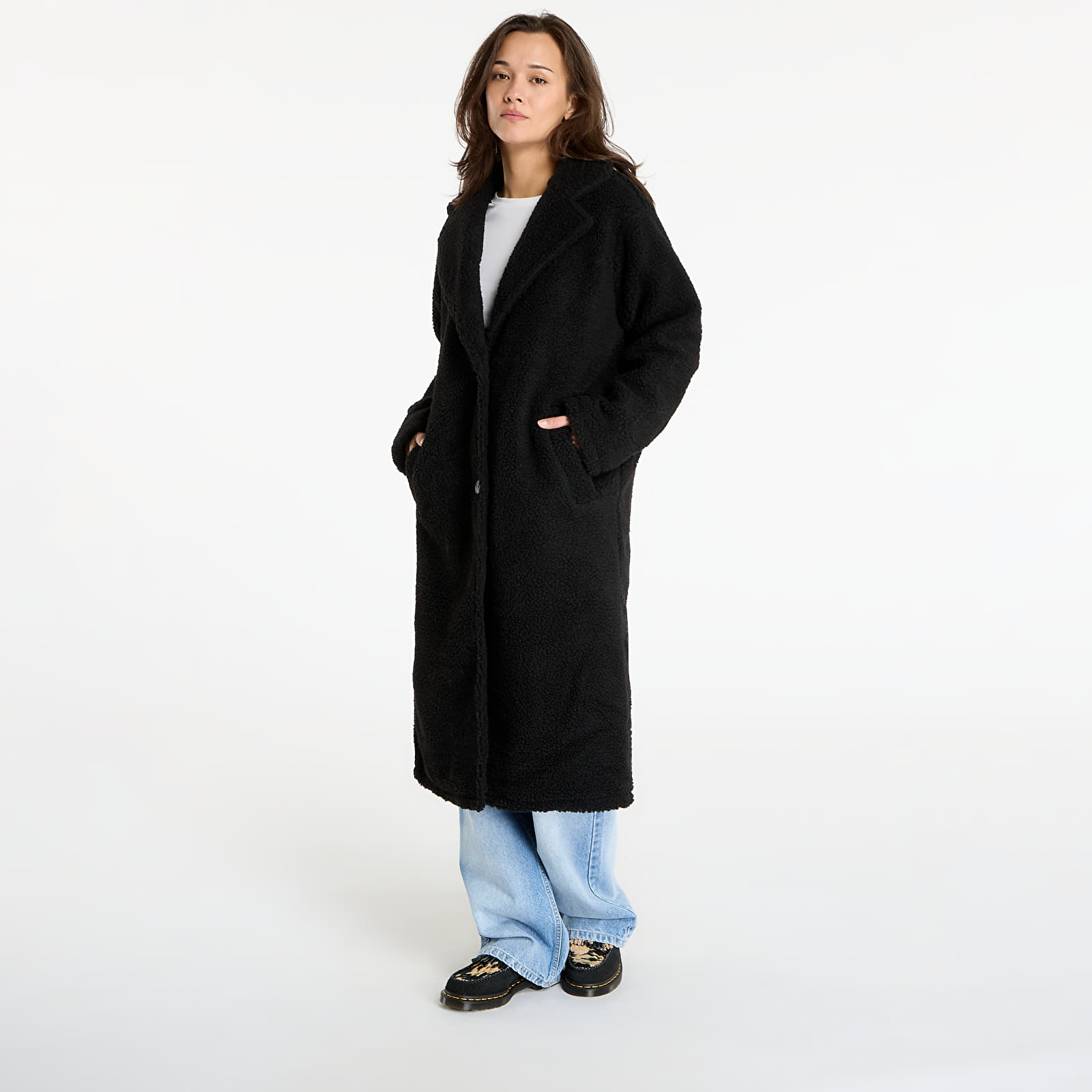 Plašči Urban Classics Ladies Teddy Long Coat Black