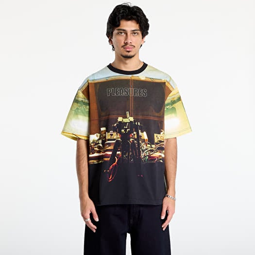 T-shirt PLEASURES x Boiler Room Venue Heavyweight Shirt Multi