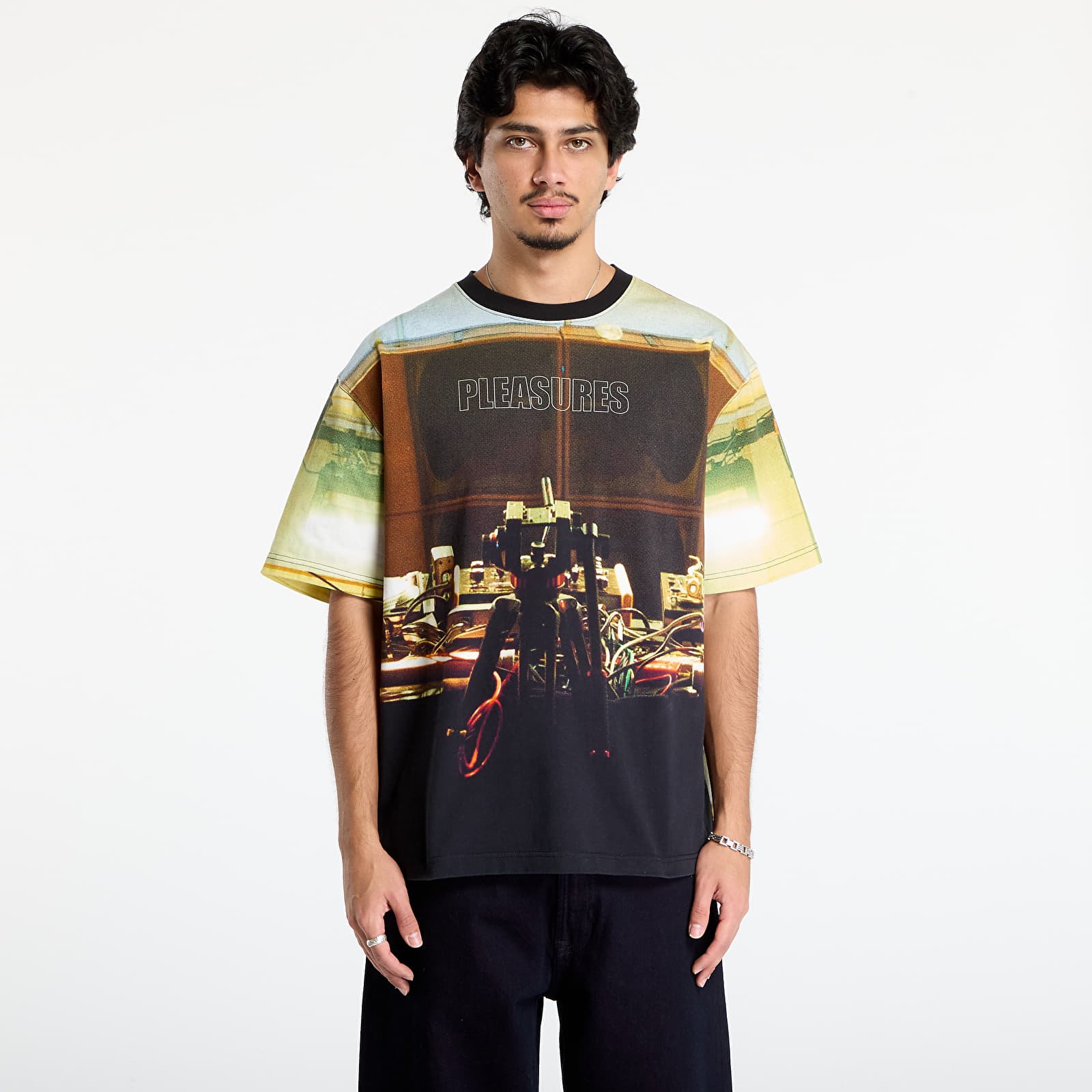 Men's T-shirts PLEASURES x Boiler Room Venue Heavyweight Shirt Multi