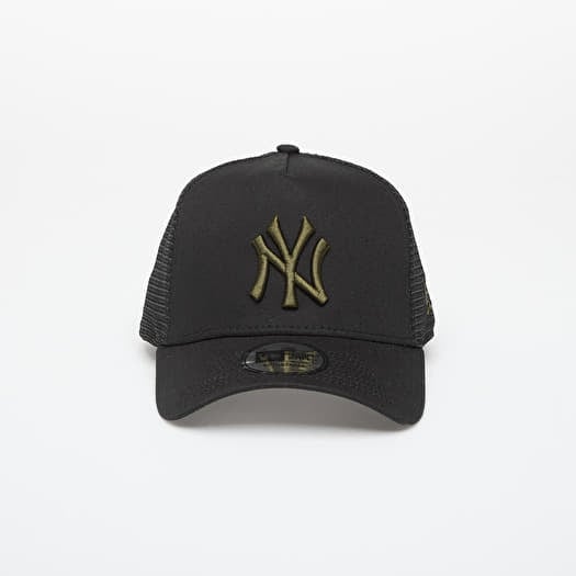 Шапка New Era 9FORTY Af Trucker MLB League Essential Trucker New York Yankees Black/ Rifle Green