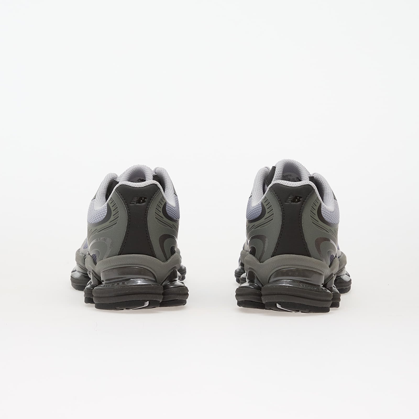Meeste tossud ja kingad New Balance 2000S Pearl Grey