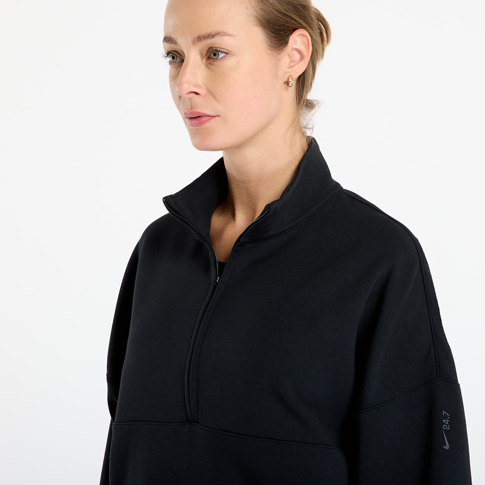 Mikiny Nike 24.7 ImpossiblySoft Women's Dri-FIT Oversized 1/2-Zip Top Black/ Dk Smoke Grey