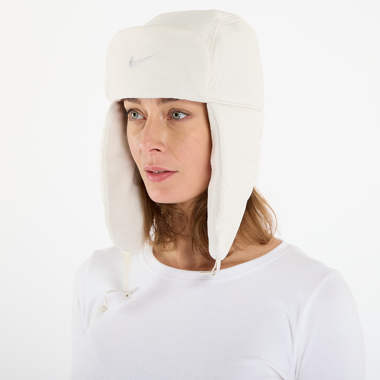 Cappelli da uomo Nike Fly Unstructured Puffer Trapper Cap Light Bone/ Light Bone/ Light Bone