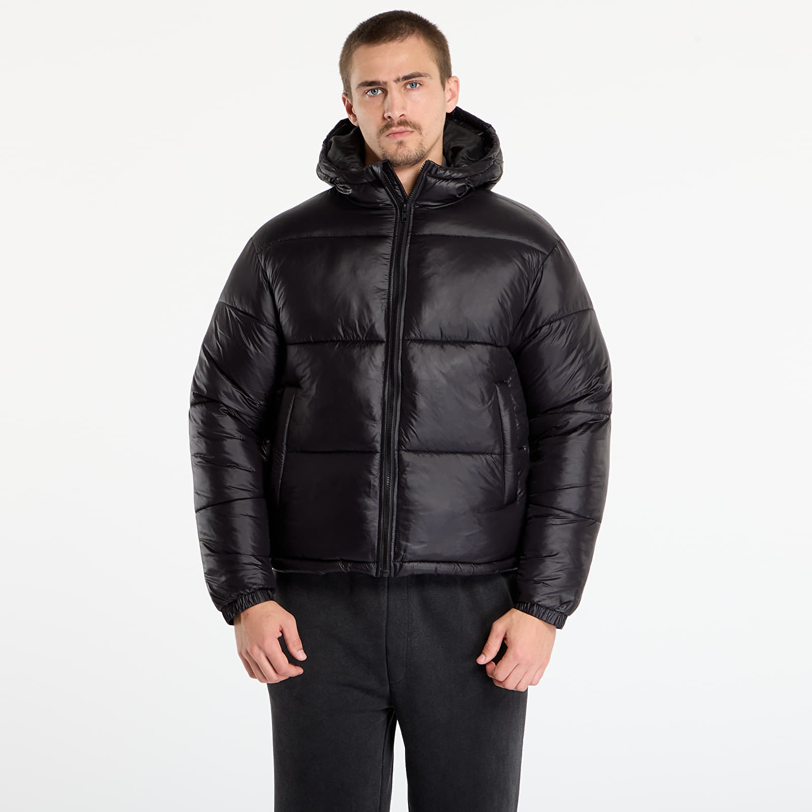Jachetă Urban Classics Shiny Puffer Jacket With Hood Black L