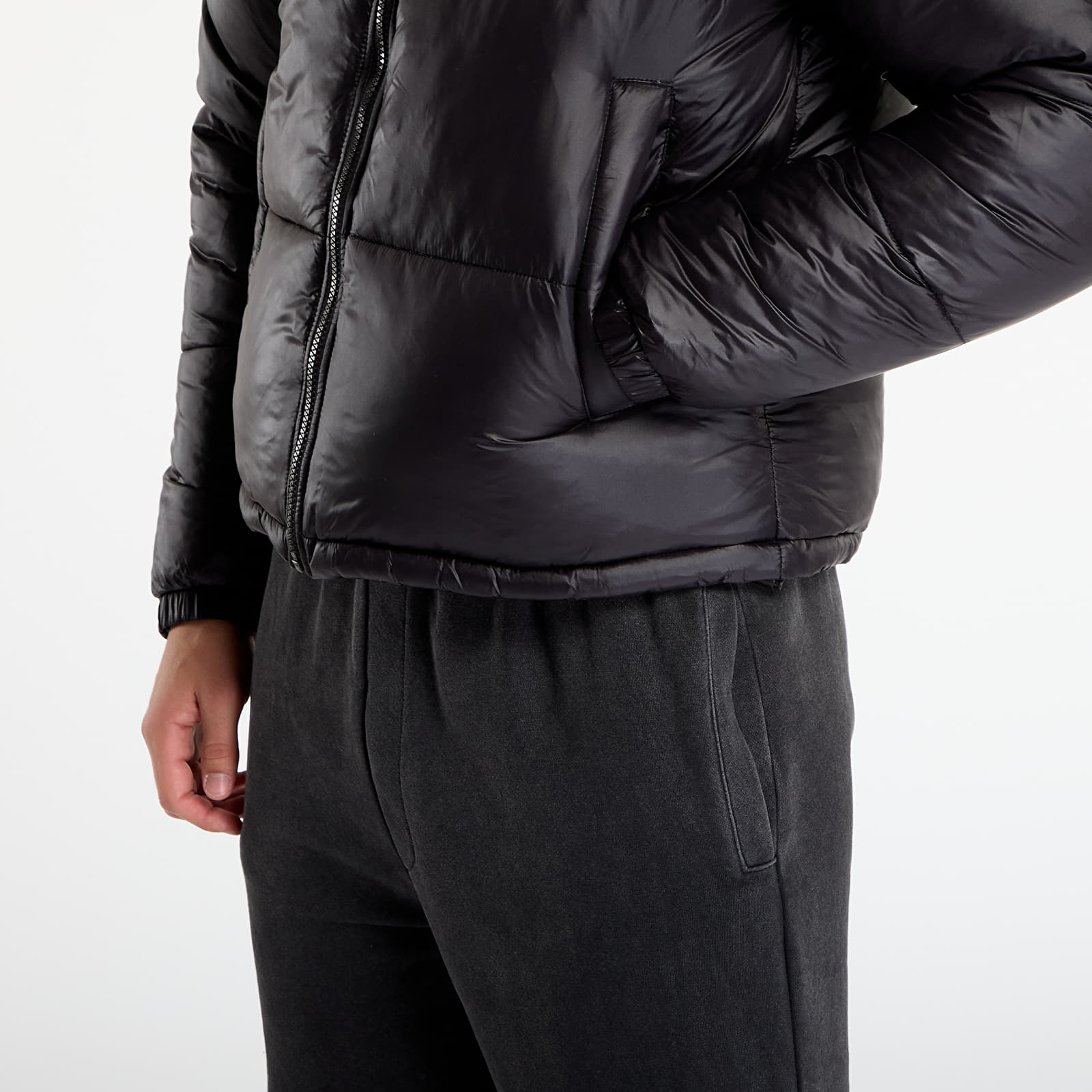 Jackets Urban Classics Shiny Puffer Jacket With Hood Black