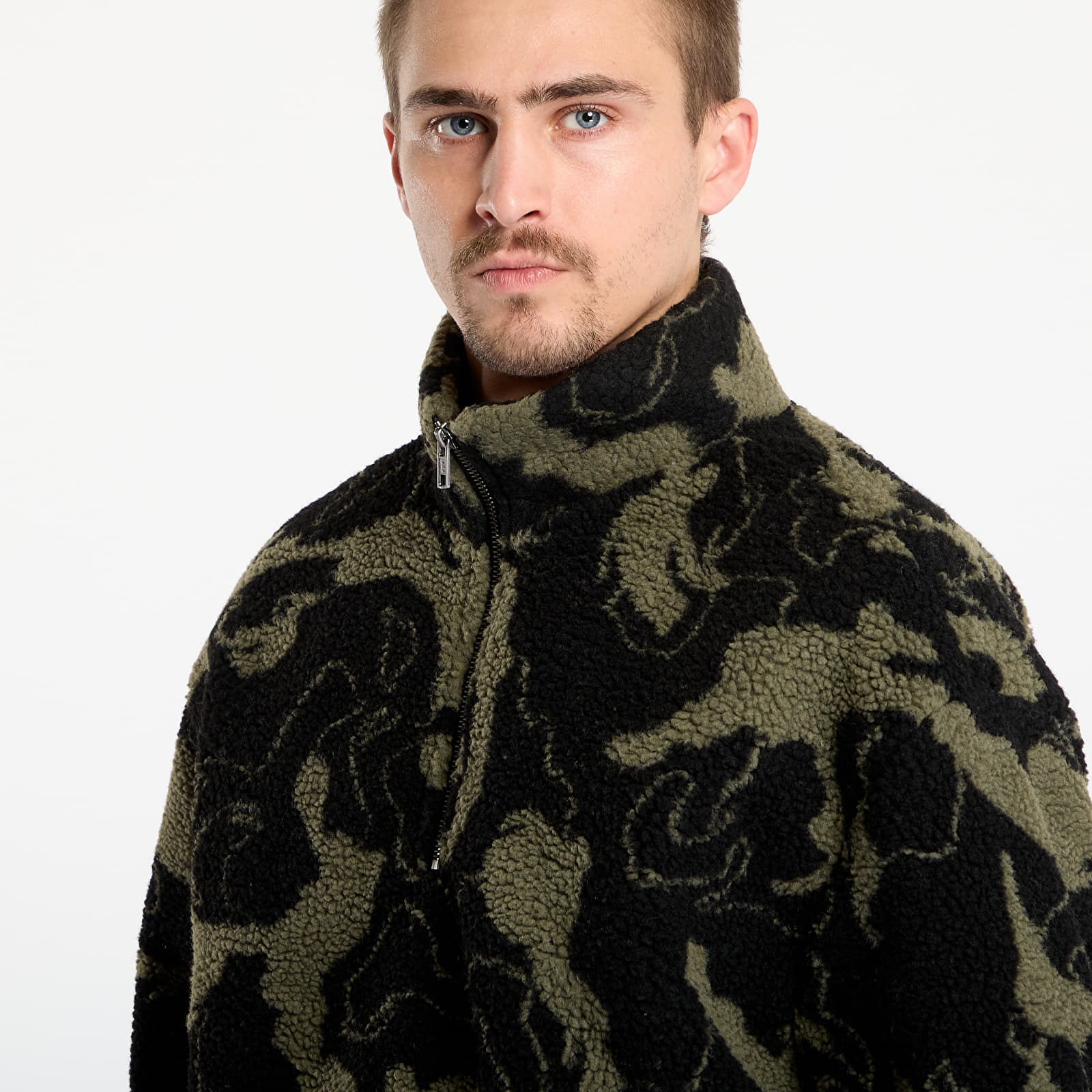 Hoodies and sweatshirts  Urban Classics Oversized Pattern Teddy Troyer Olive Swirl