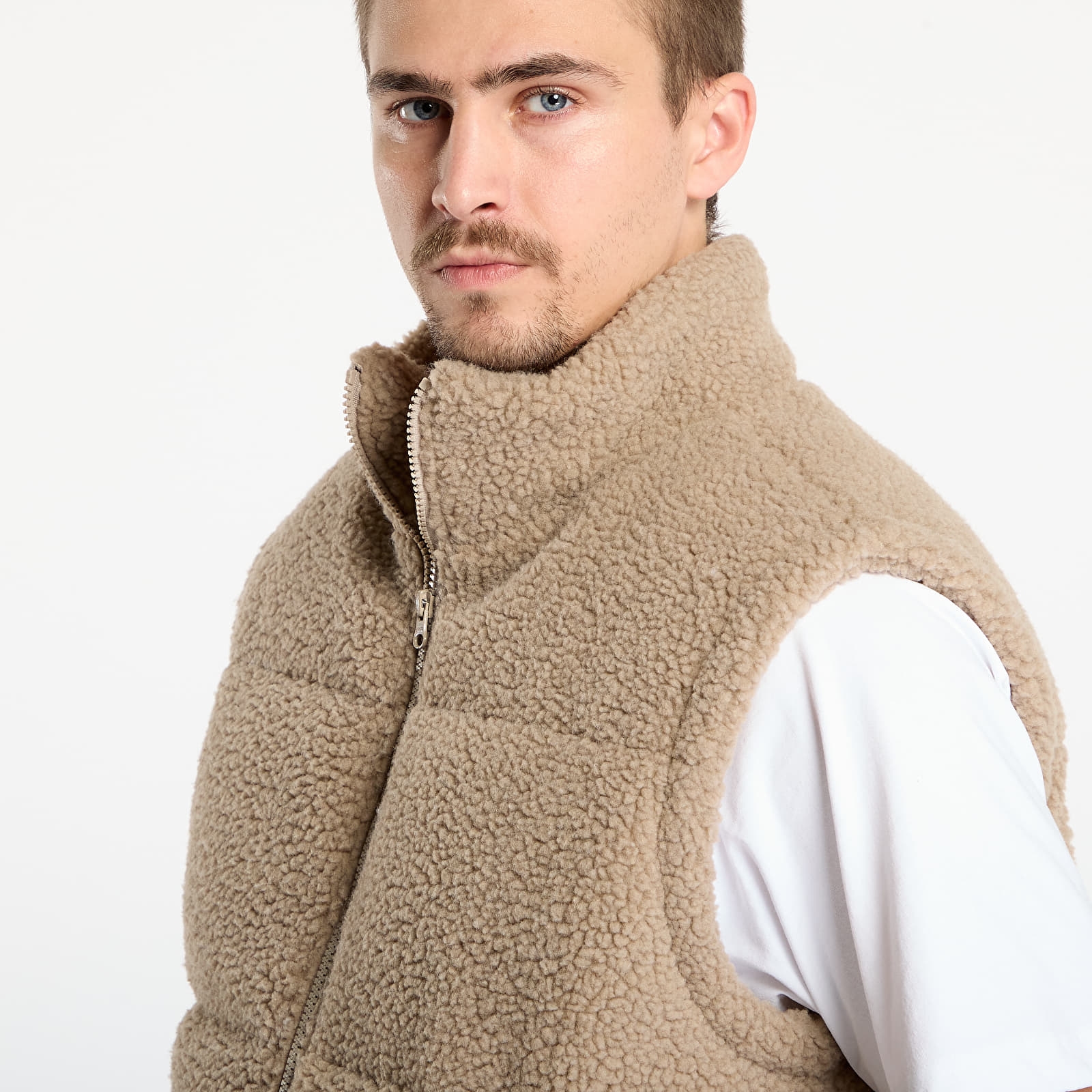 Vests Urban Classics Basic Teddy Puffer Vest Dark Taupe