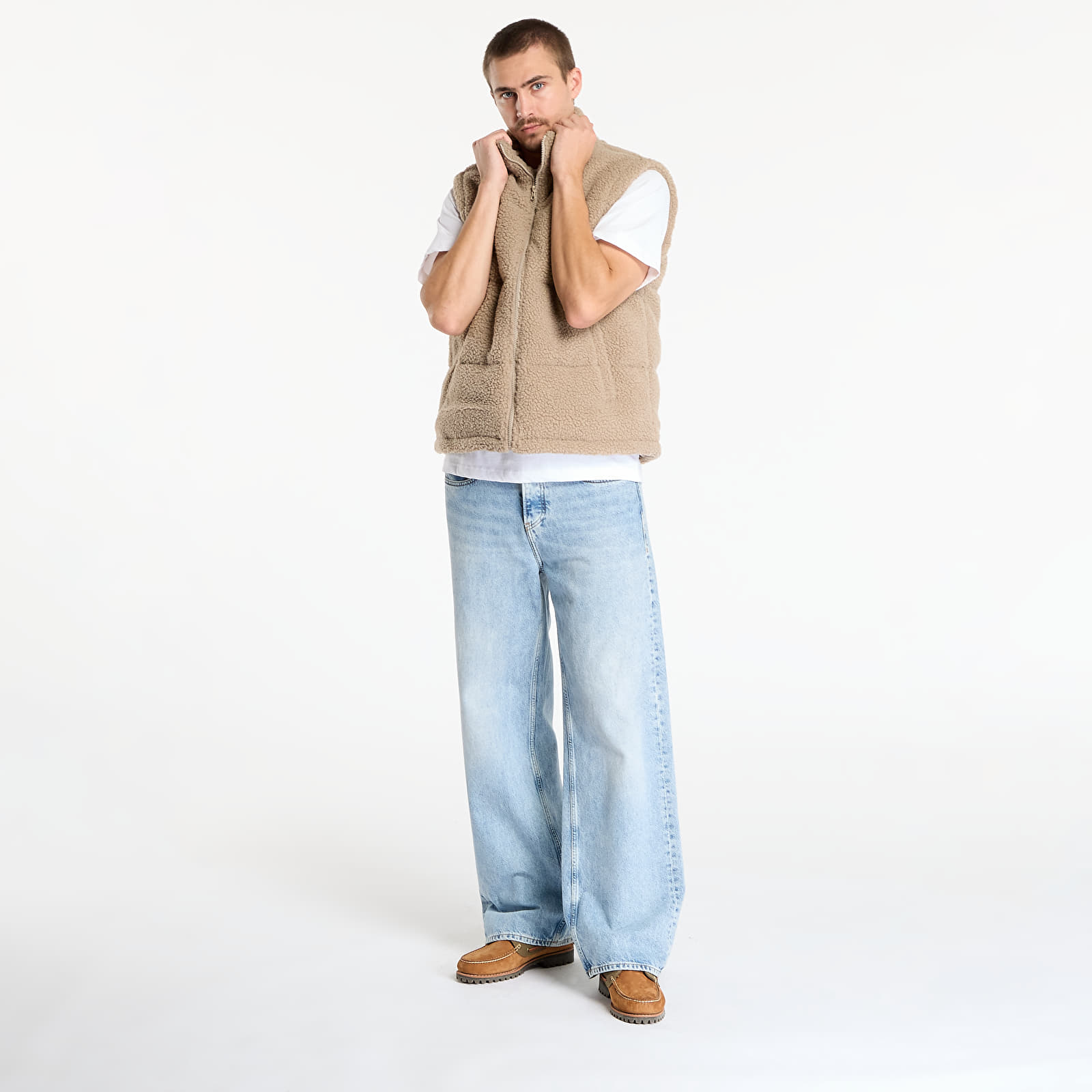 Vests Urban Classics Basic Teddy Puffer Vest Dark Taupe