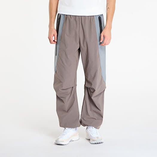 Nike Tech Men's Dri-FIT Woven Color-Block Oversized Pants Cave Stone/ Cool Grey/ Black