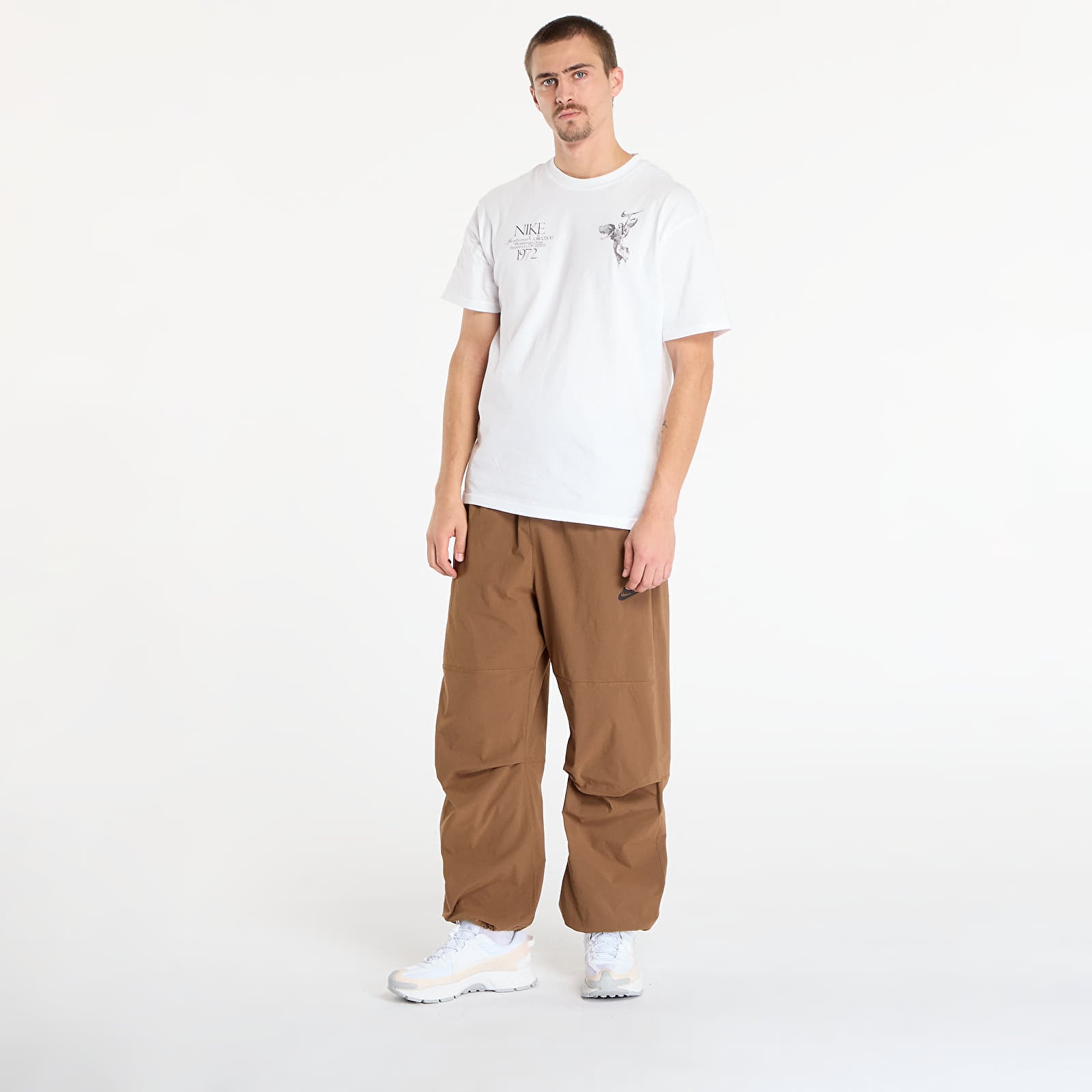 Muške hlače Nike Tech Men's Woven Oversized Pants Mosswood Brown/ Mosswood Brown/ Black