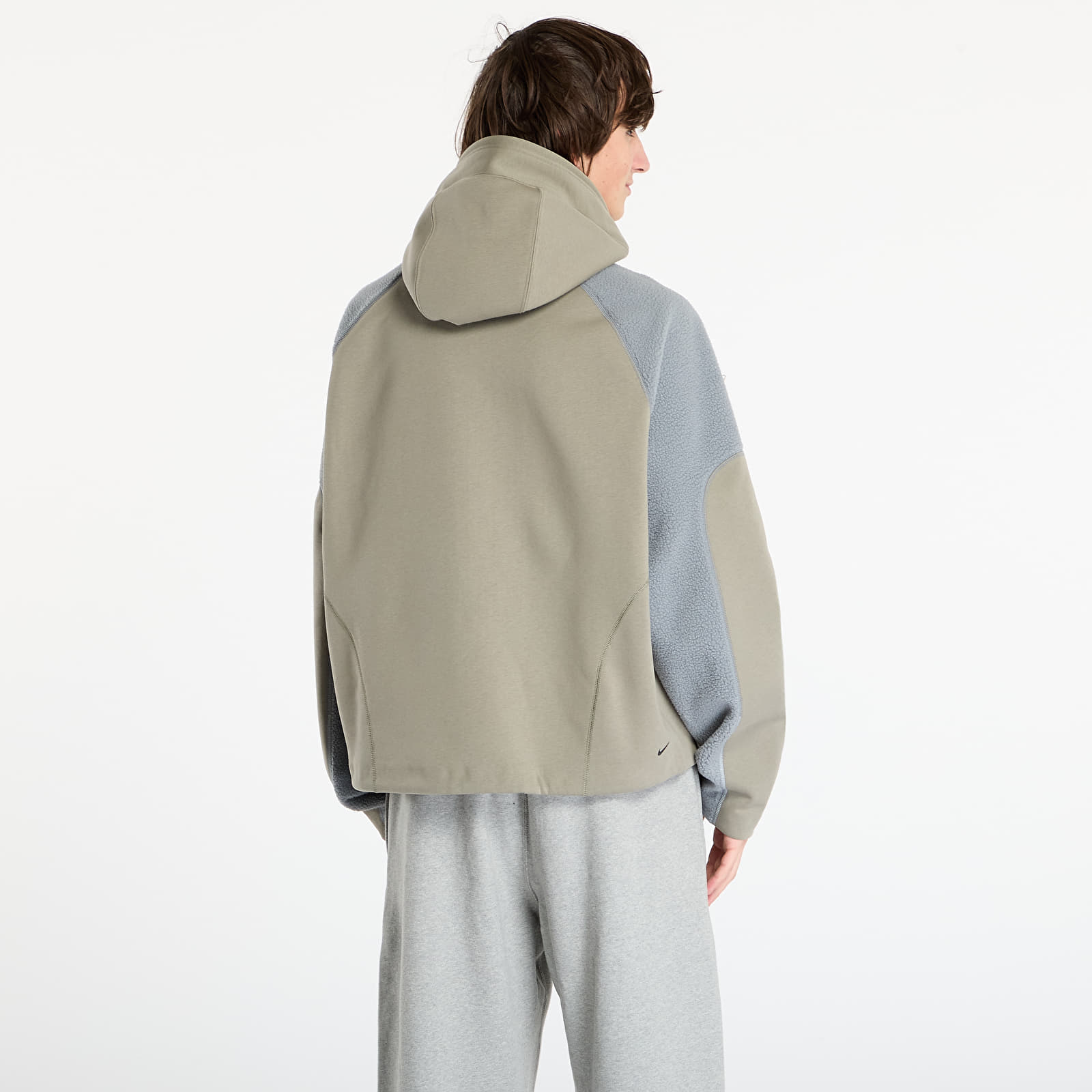 Hanorace pentru bărbați Nike Tech Boreas Men's Oversized Hoodie Light Army/ Cool Grey/ Black