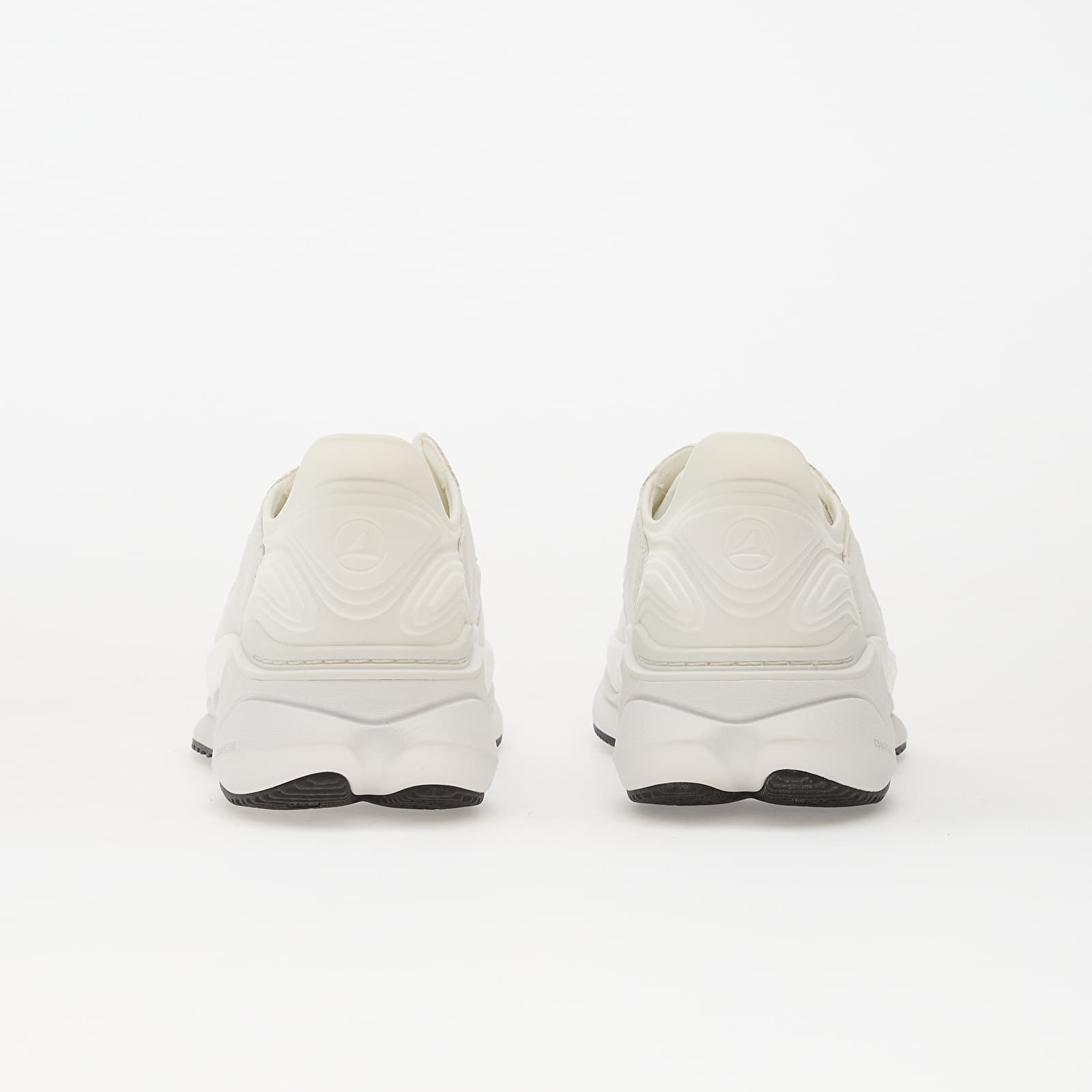 Women's sneakers and shoes Clarks Pace White